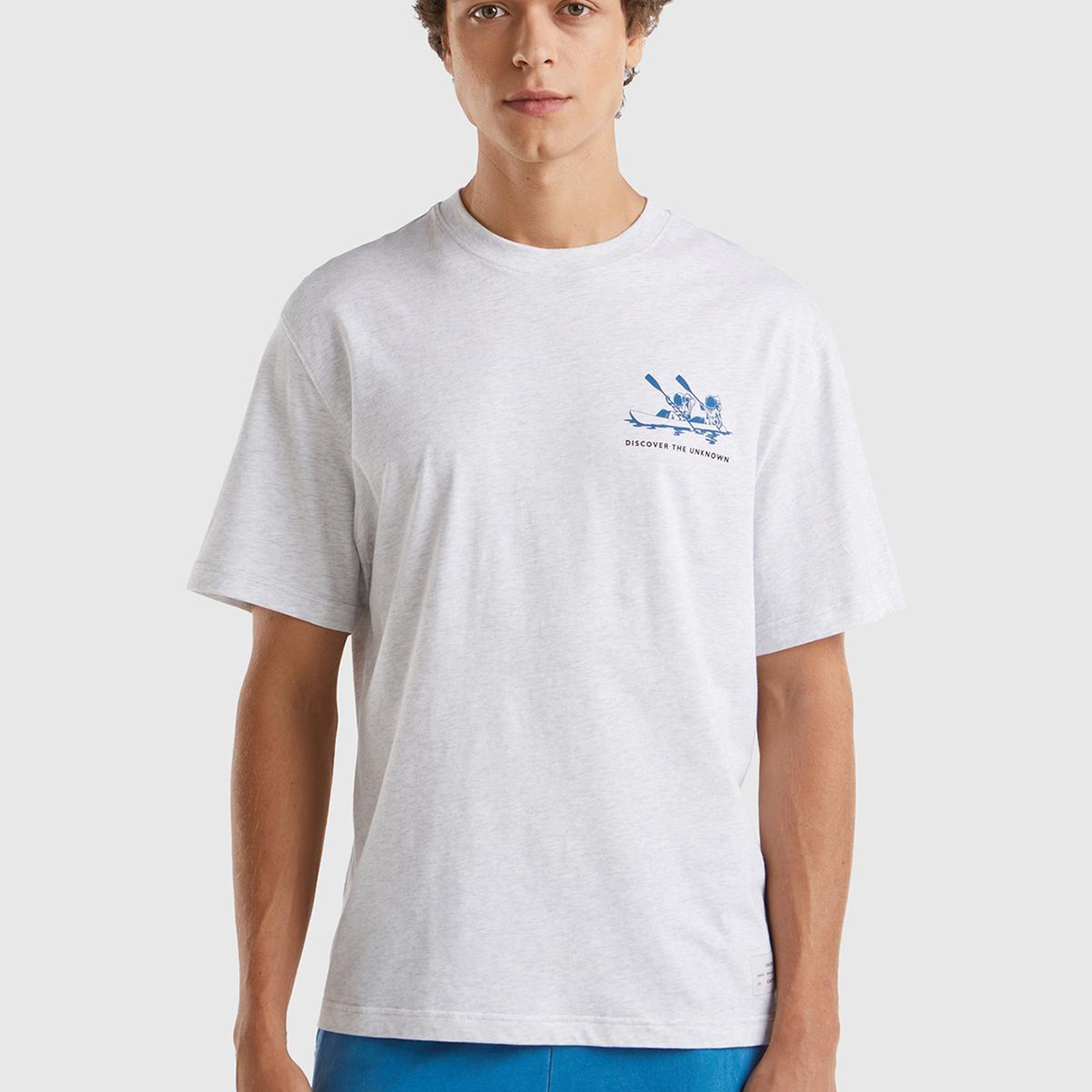 Erkek Açık Gri Melanj %100 Pamuk Önü Arkası Grafik Baskılı Bisiklet Yaka T-Shirt