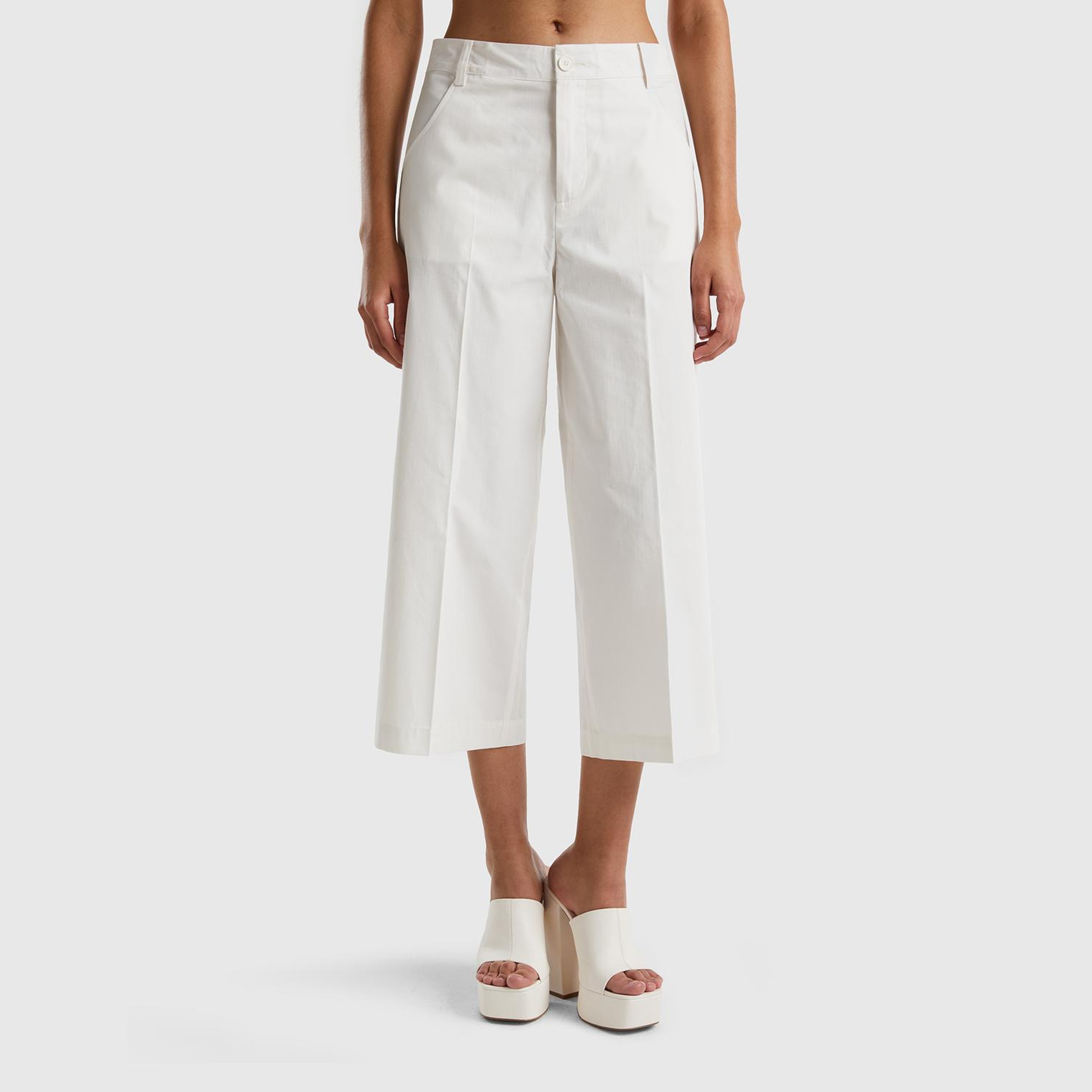 Kadın Krem %100 Koton Kısa Geniş Paça Pantolon