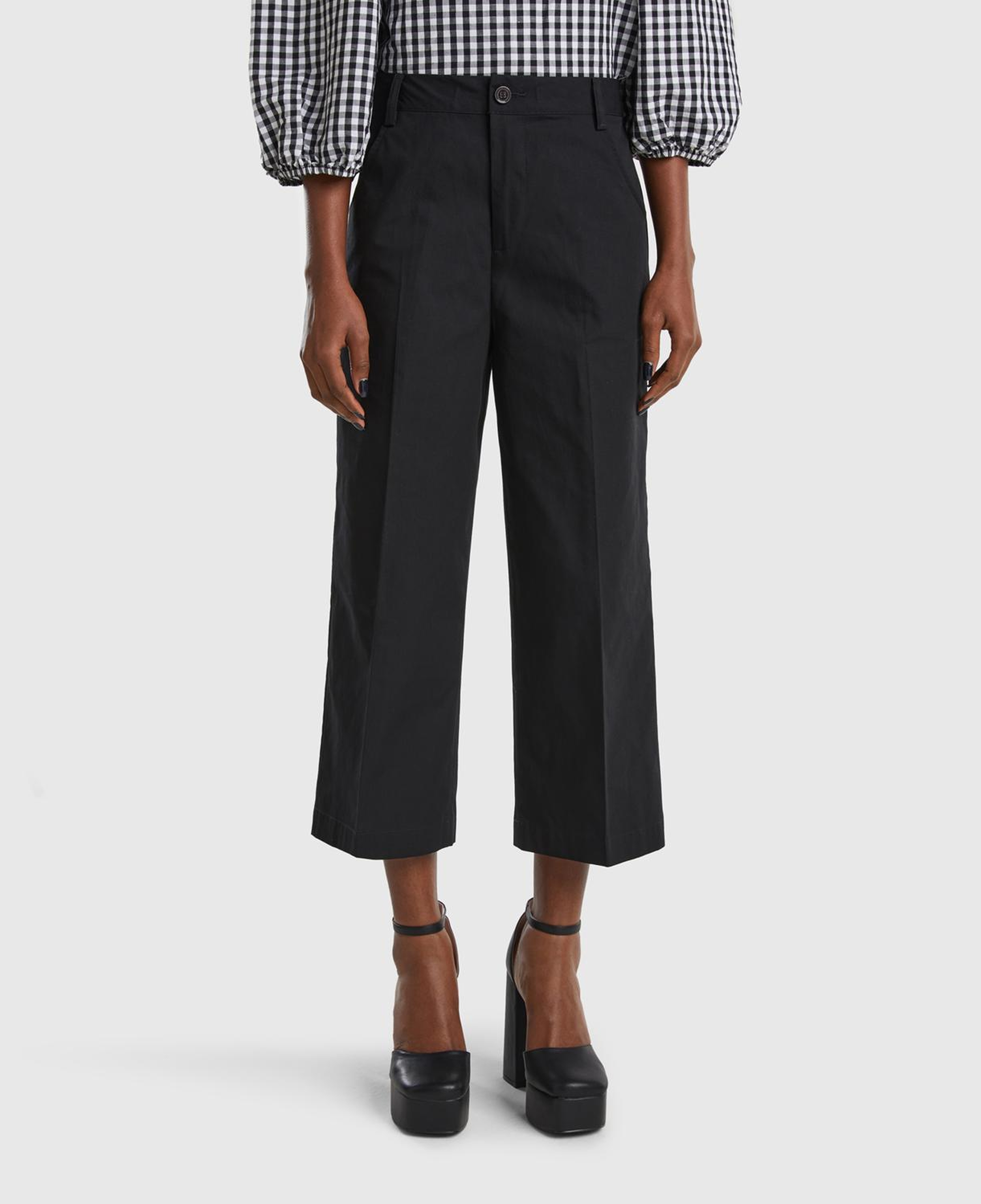 Kadın Siyah %100 Koton Kısa Geniş Paça Pantolon