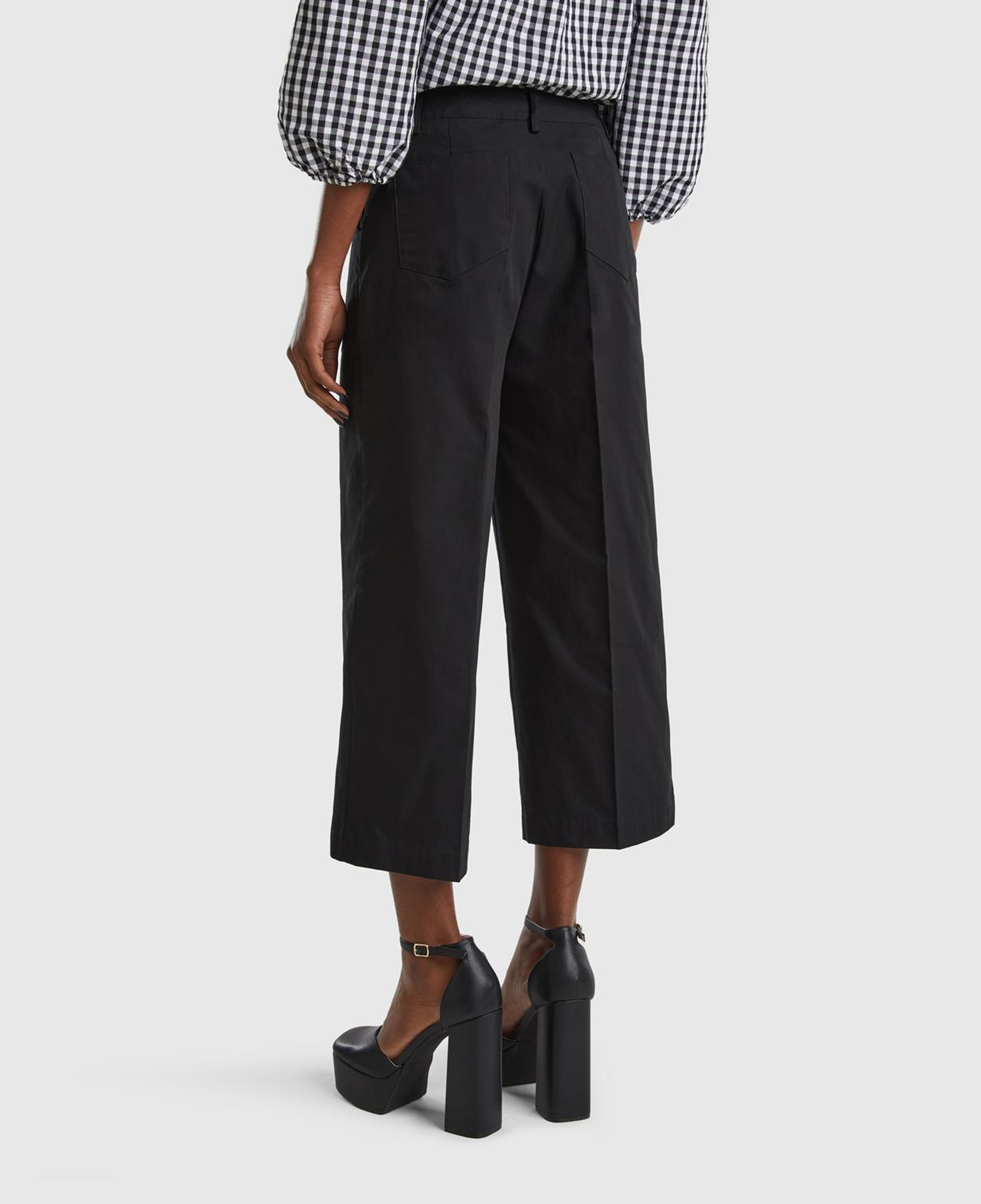 Kadın Siyah %100 Koton Kısa Geniş Paça Pantolon