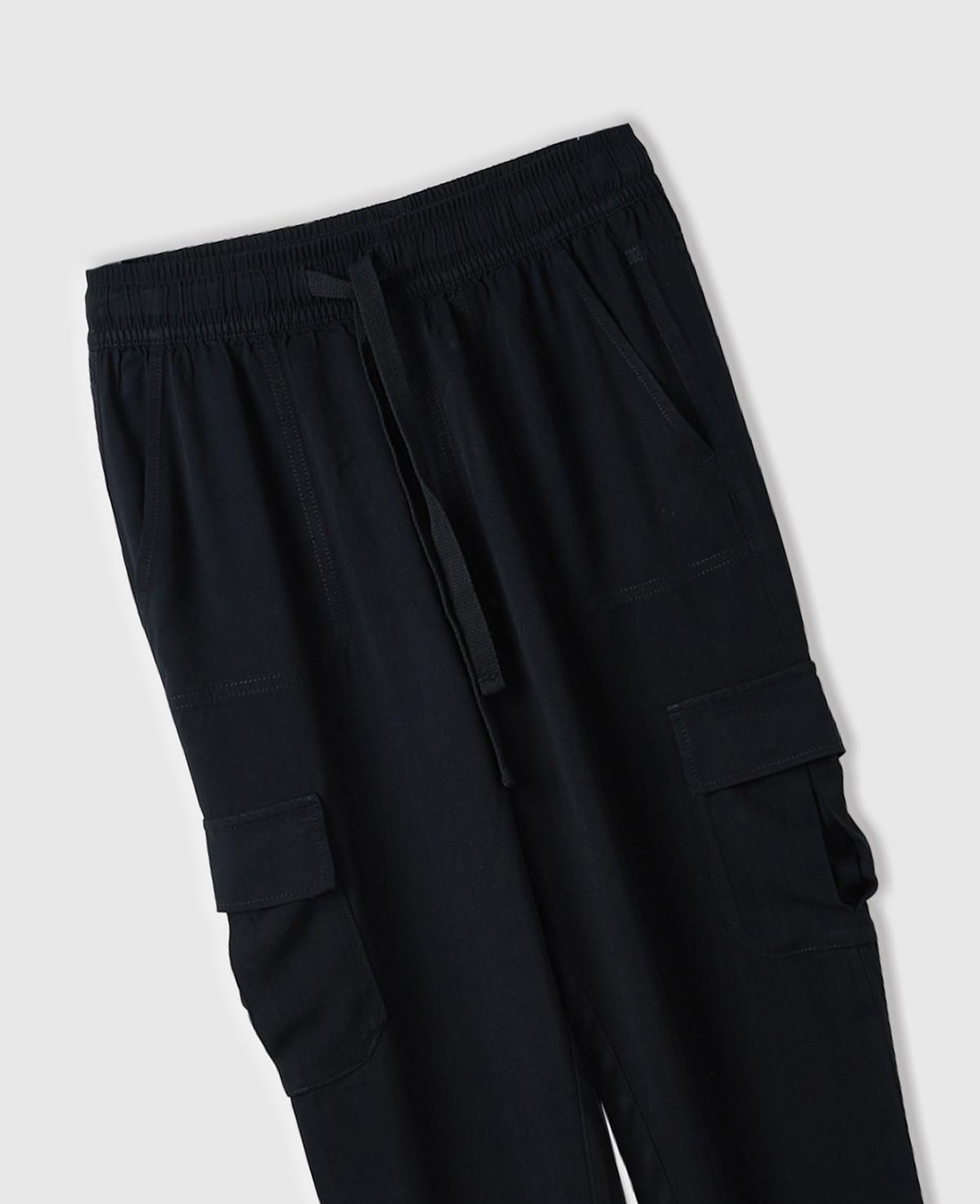 Kadın Siyah %100 Viskoz Beli Büzgülü 4 Cepli Dar Paça Pantolon