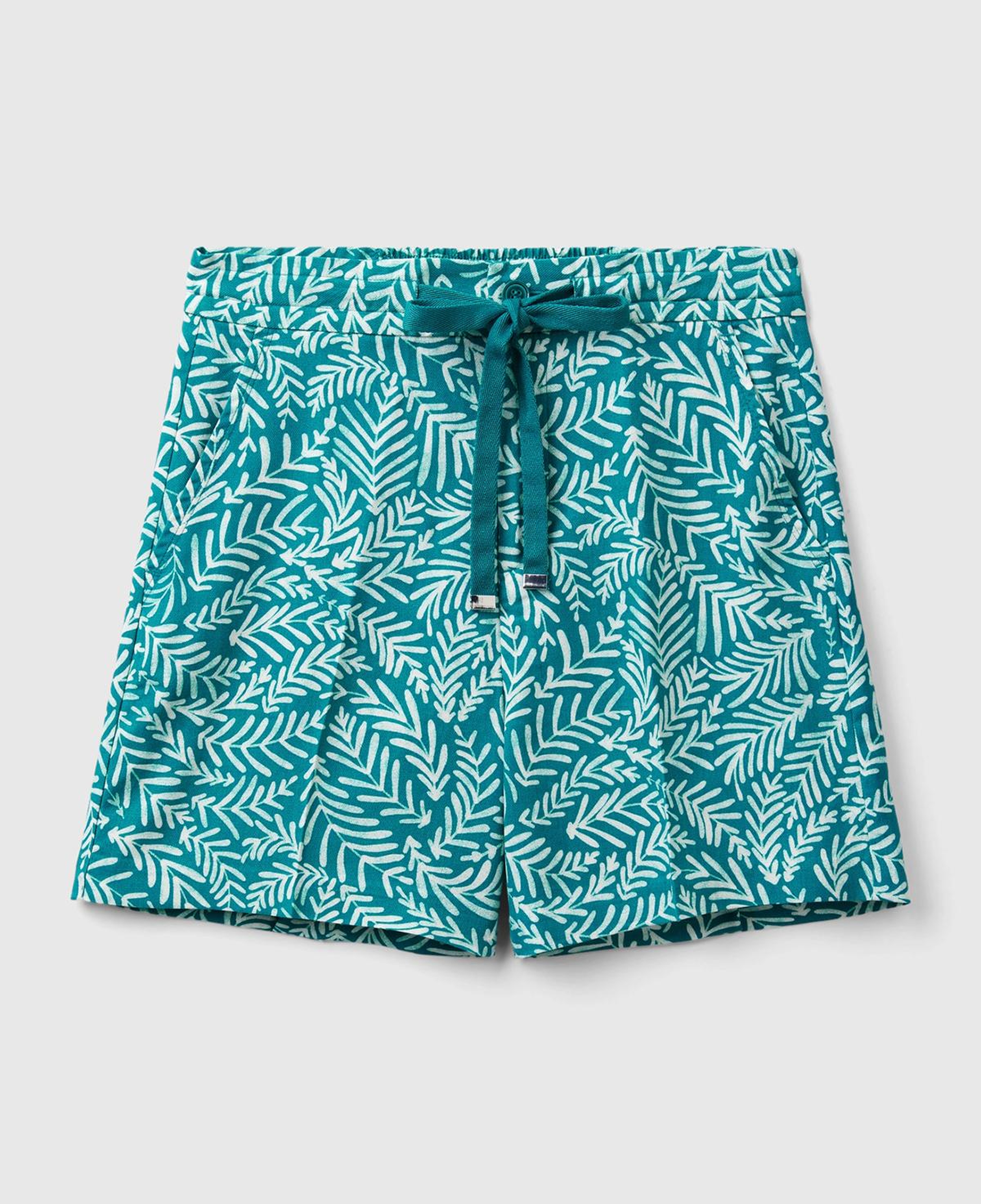 Kadın Yeşil Mix %100 Liyosel Tamamı Desenli 2 Cepli Beli İpli Bermuda Şort