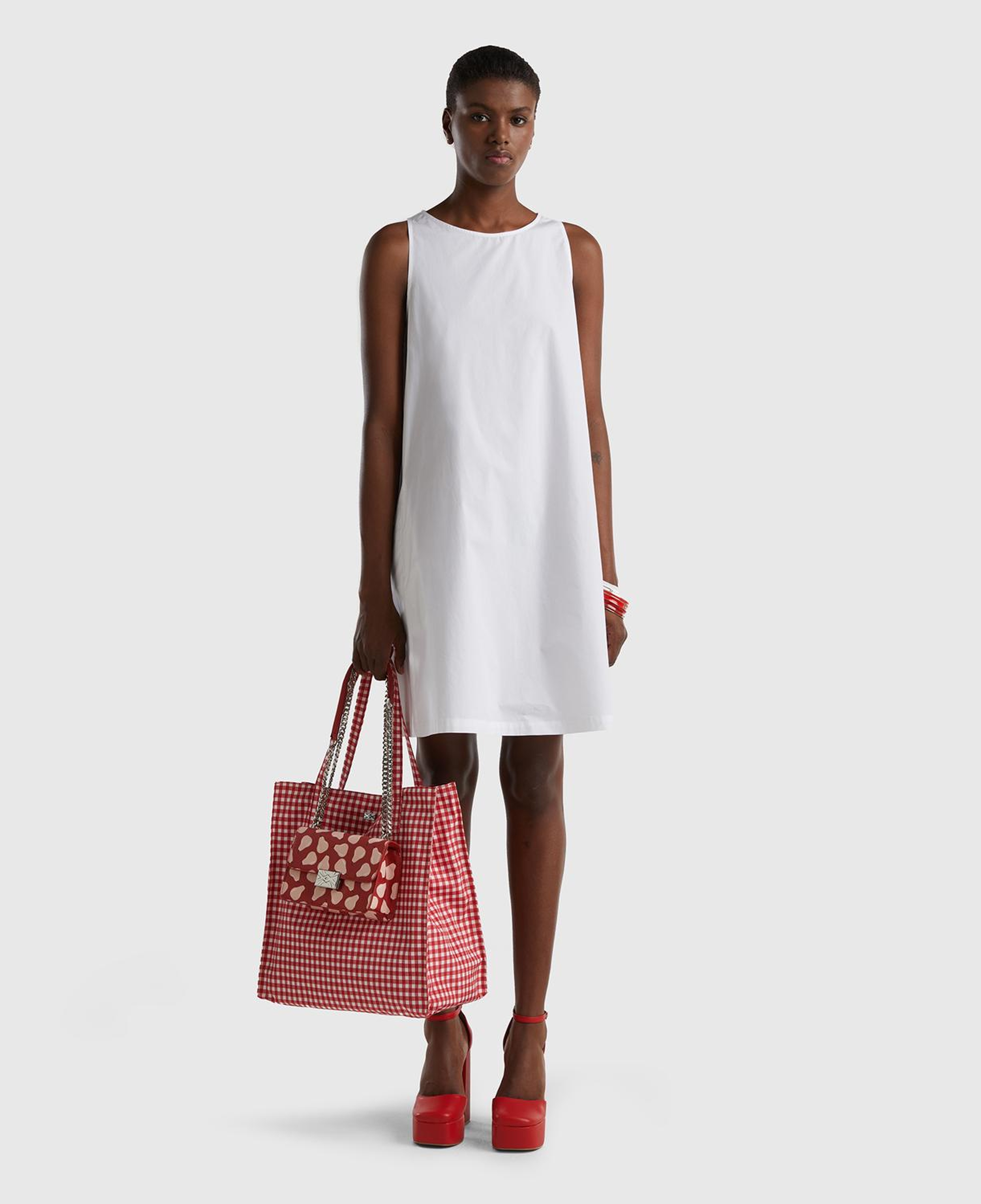 Kadın Beyaz %100 Koton Kolsuz Midi Boy Elbise