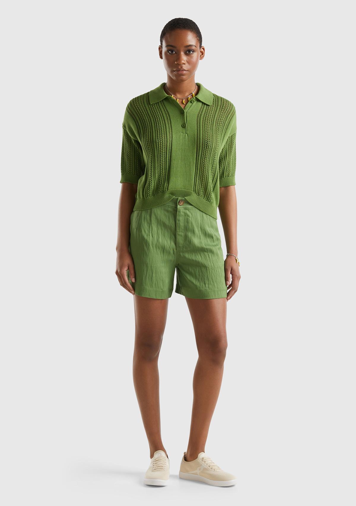 Kadın Soluk Yeşil Liyosel Karışımlı Yama Cepli Kemer Delikli Şort