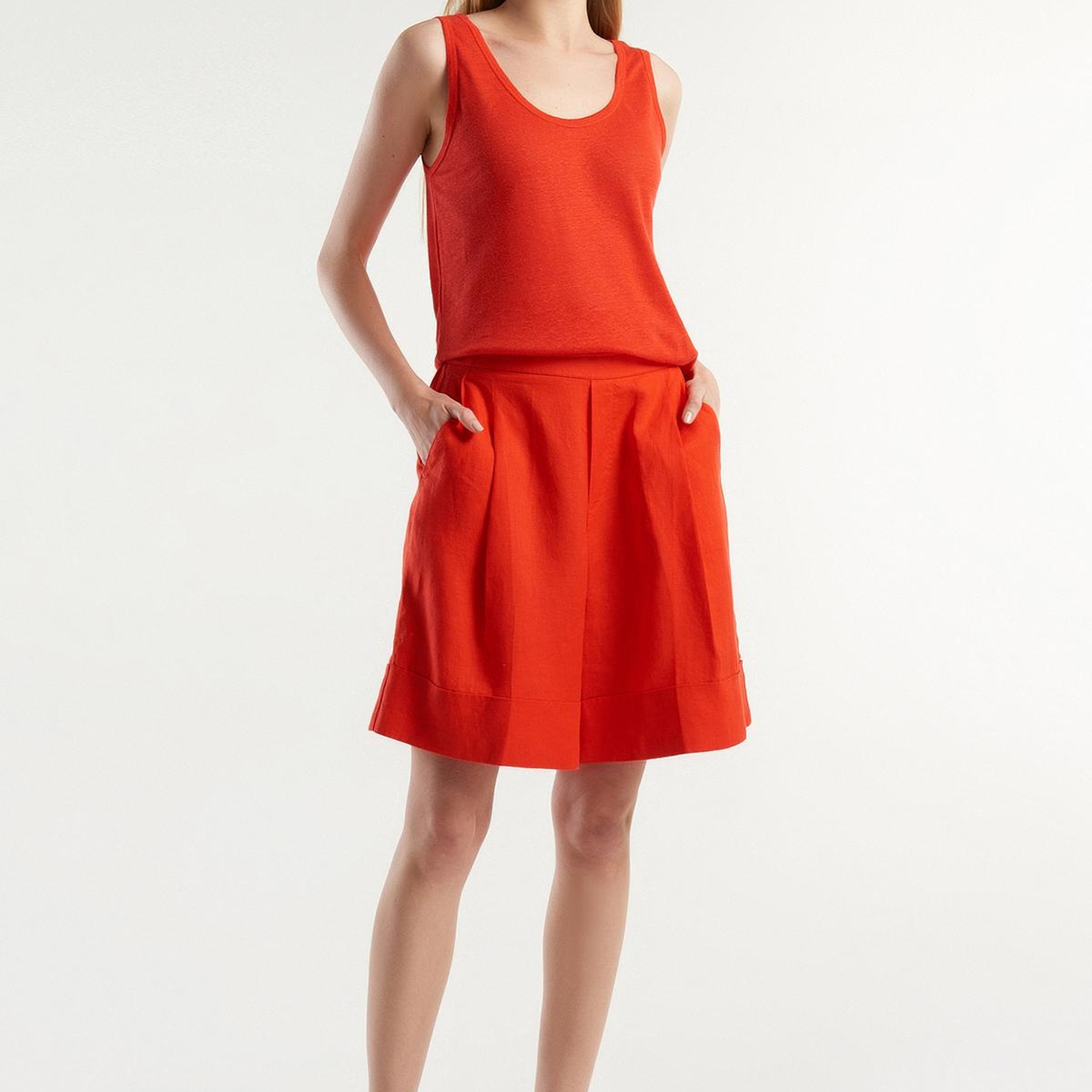 Kadın Kırmızı %100 Keten Beli Lastikli  Bermuda Şort