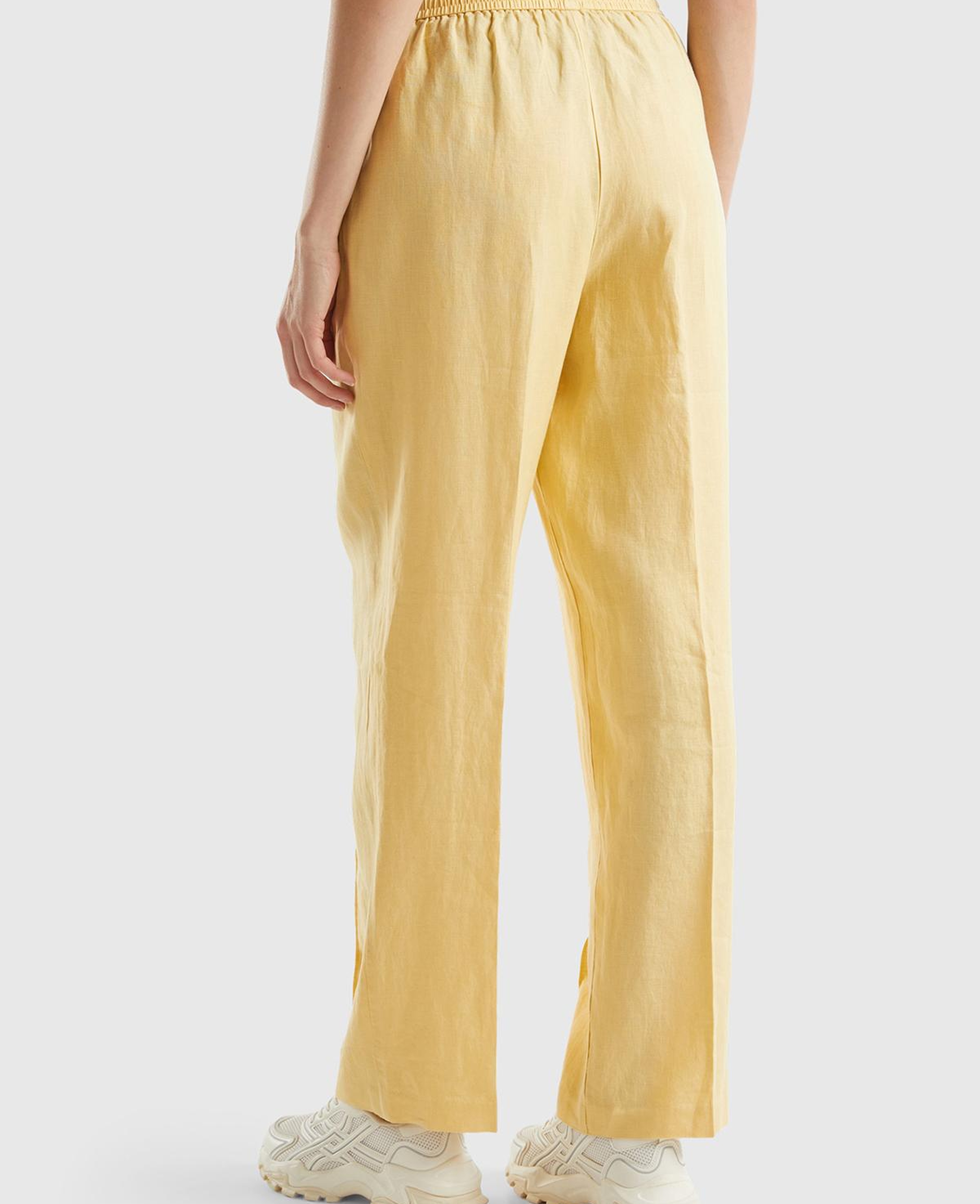 Kadın Açık Sarı %100 Keten Beli İpli Rahat Kalıp Pantolon