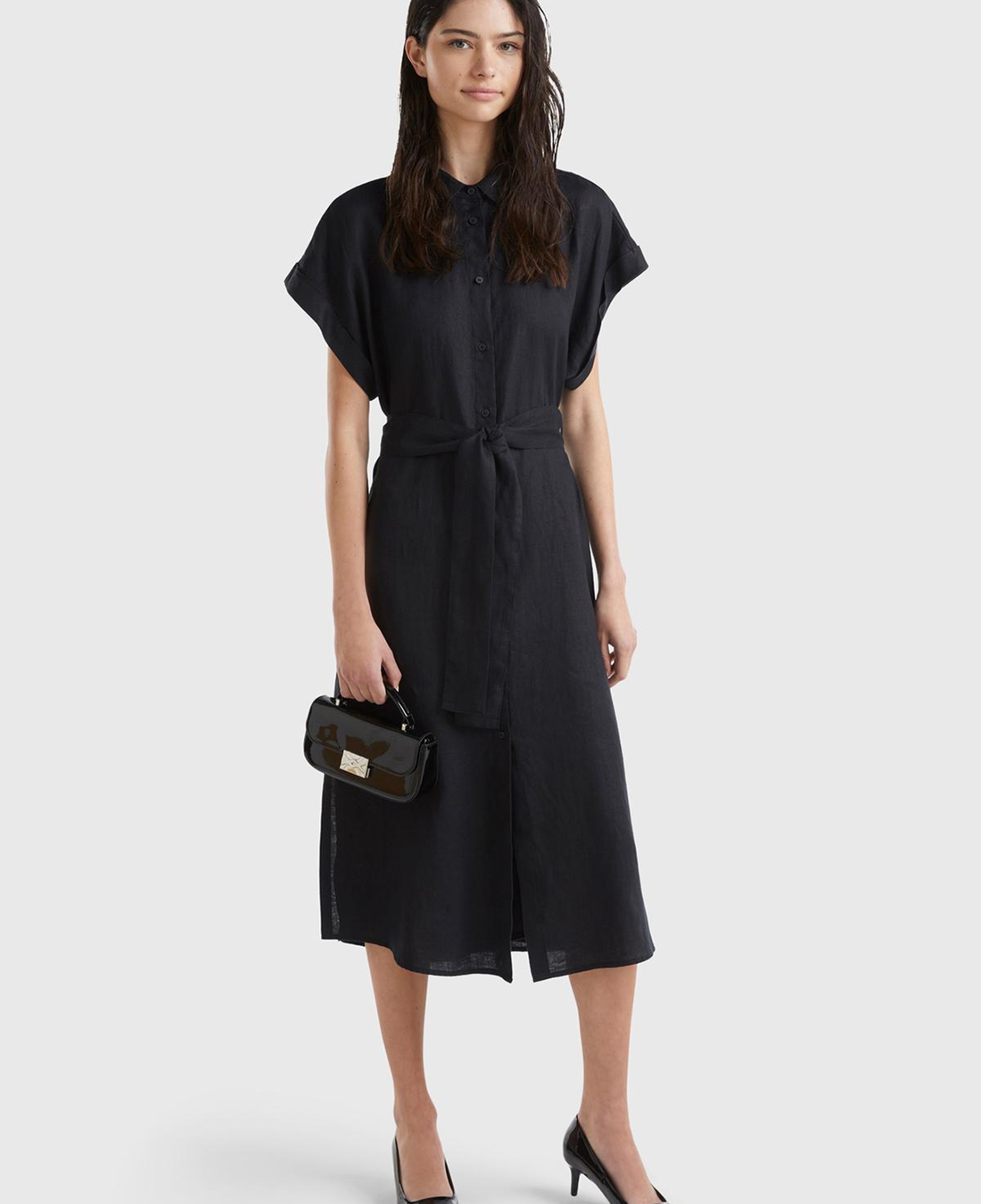 Kadın Siyah %100 Keten Önü Düğme Kapamalı Beli Kuşaklı Midi Elbise