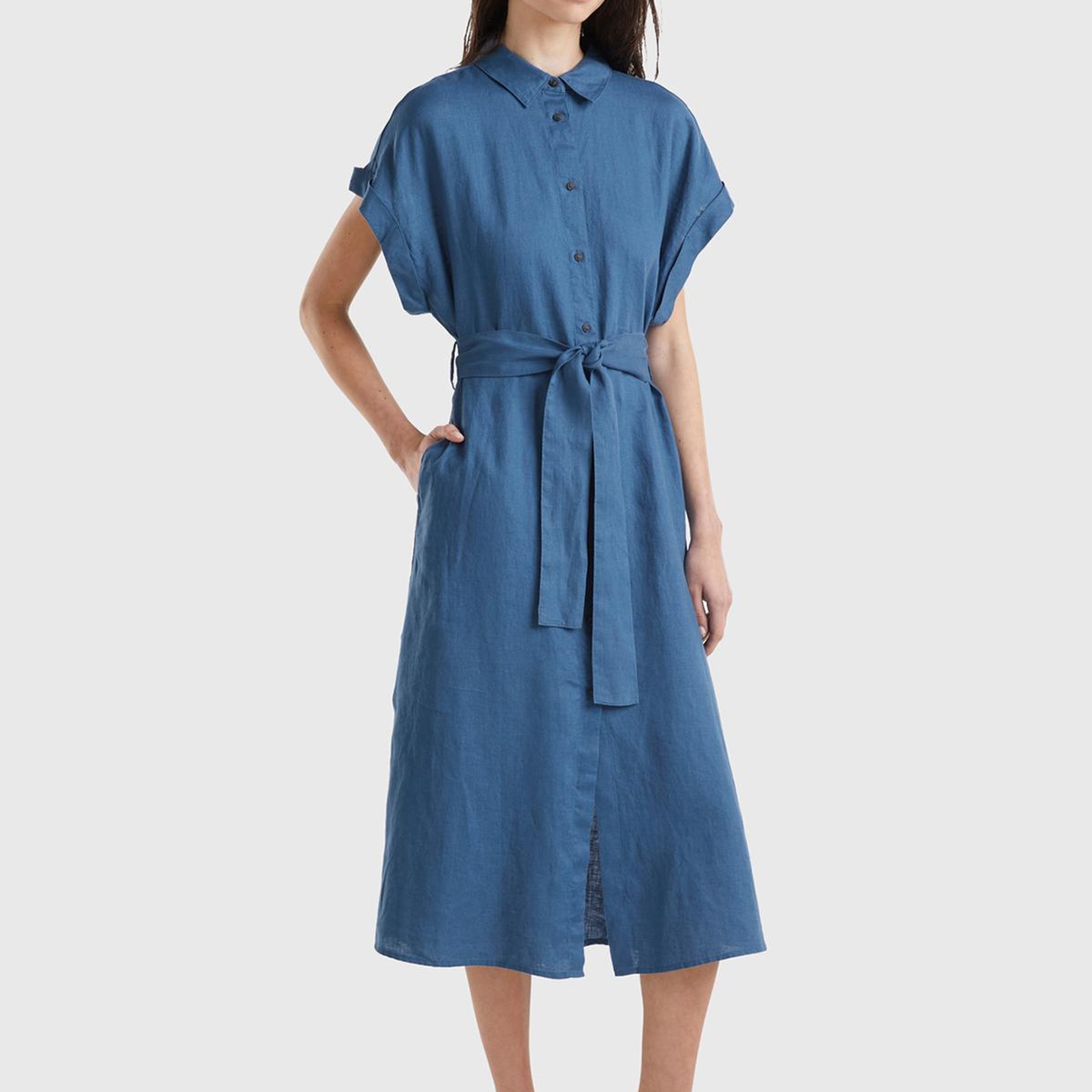 Kadın Gece Mavisi %100 Keten Önü Düğme Kapamalı Beli Kuşaklı Midi Elbise