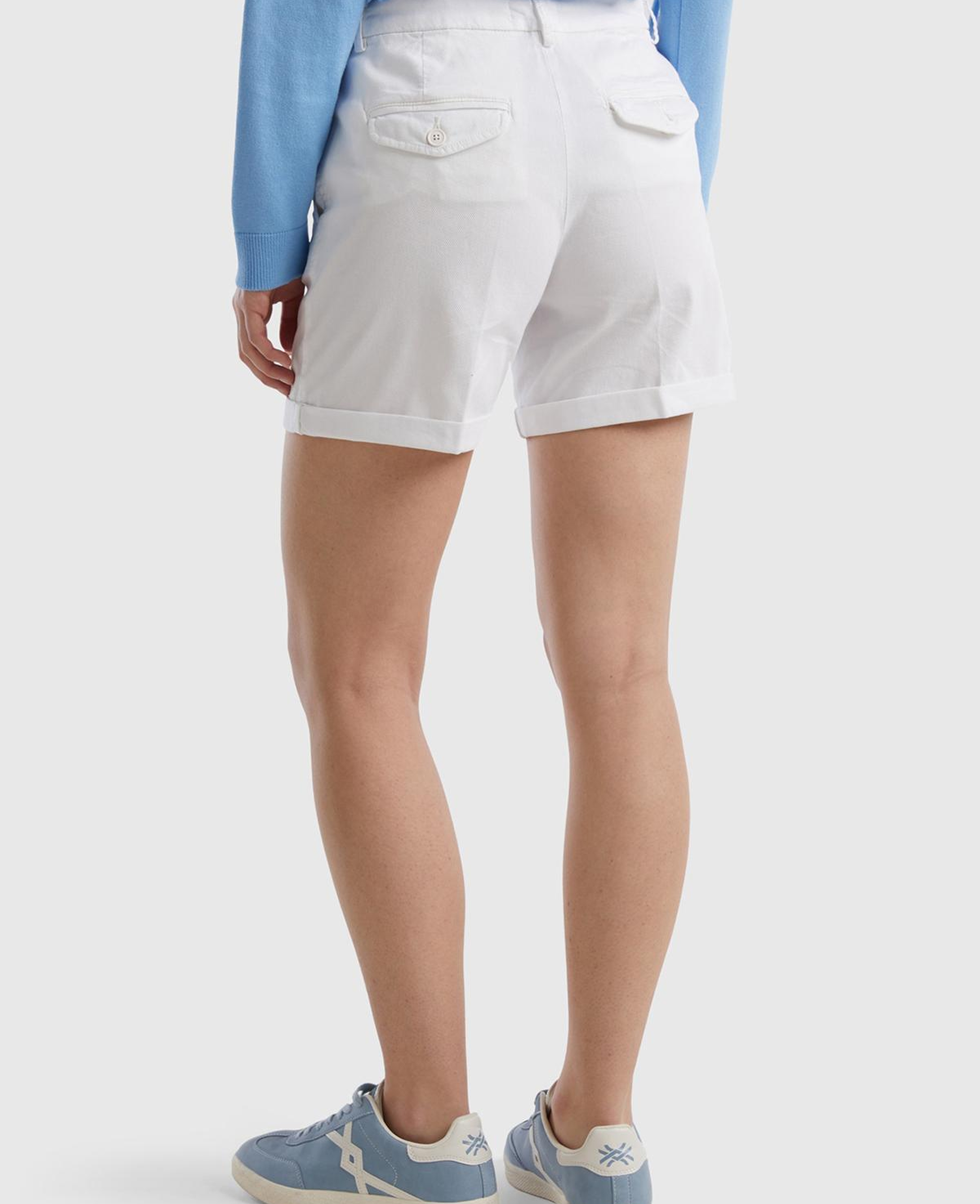 Kadın Beyaz Mevsimlik Bermuda