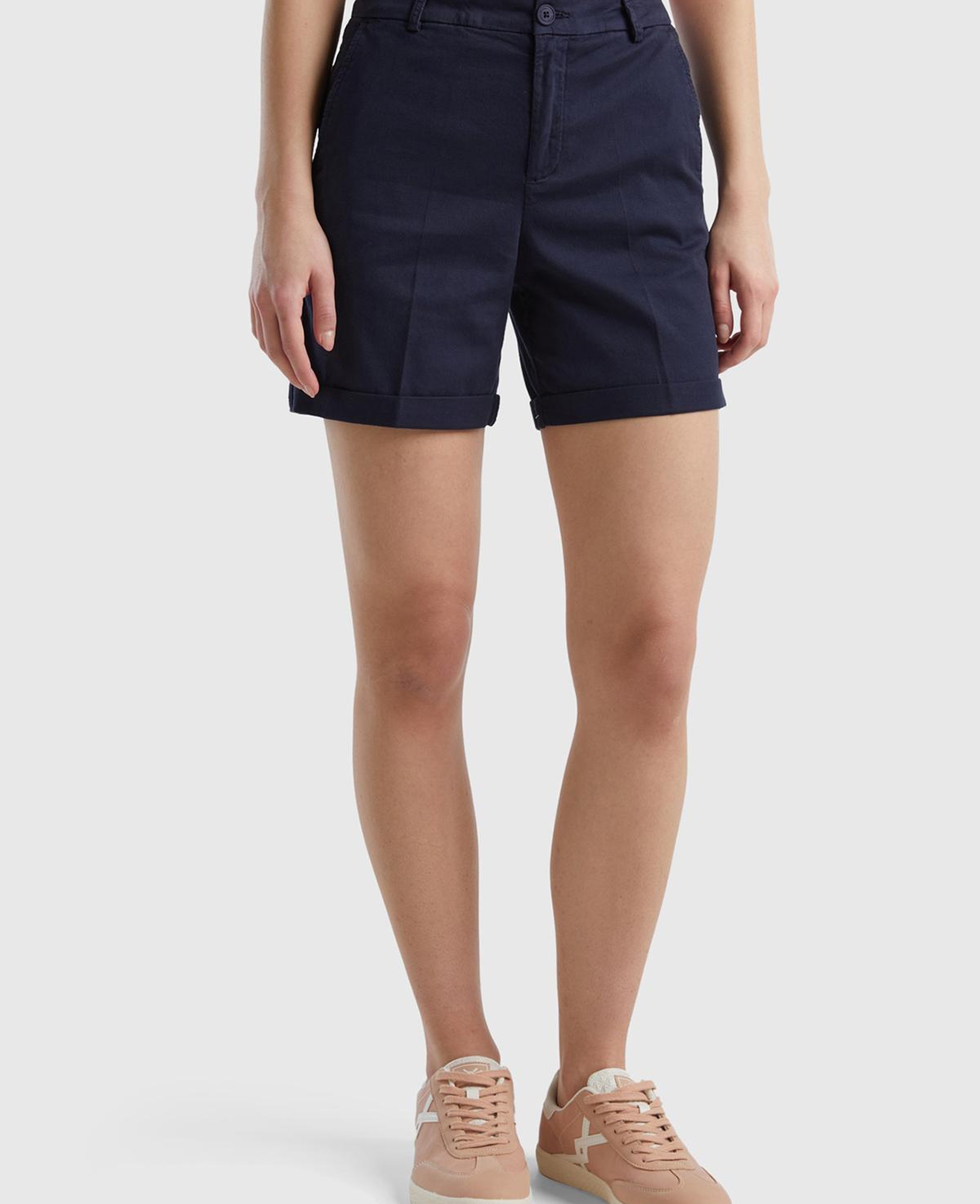 Kadın Lacivert Mevsimlik Bermuda