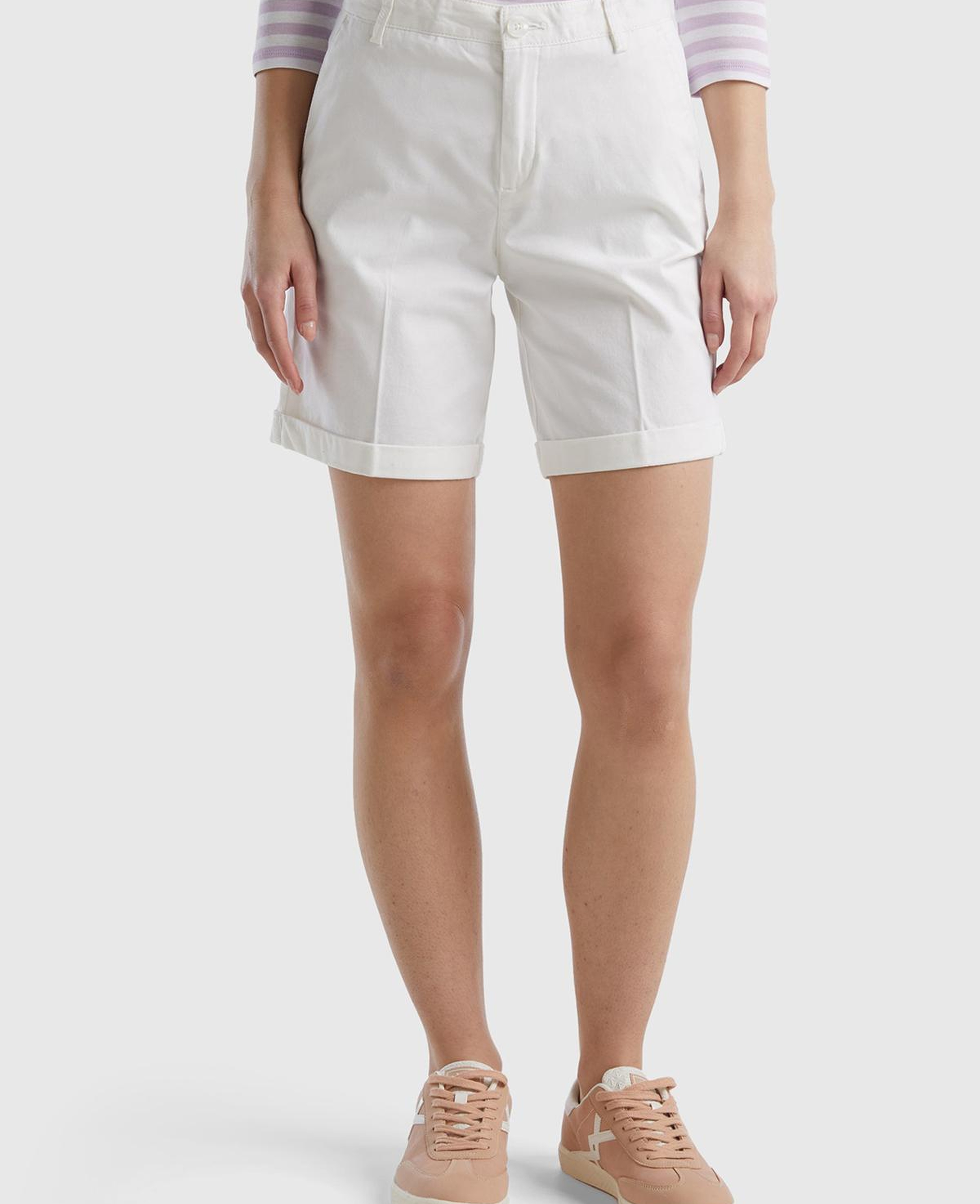 Kadın Beyaz %100 Koton Chino Bermuda