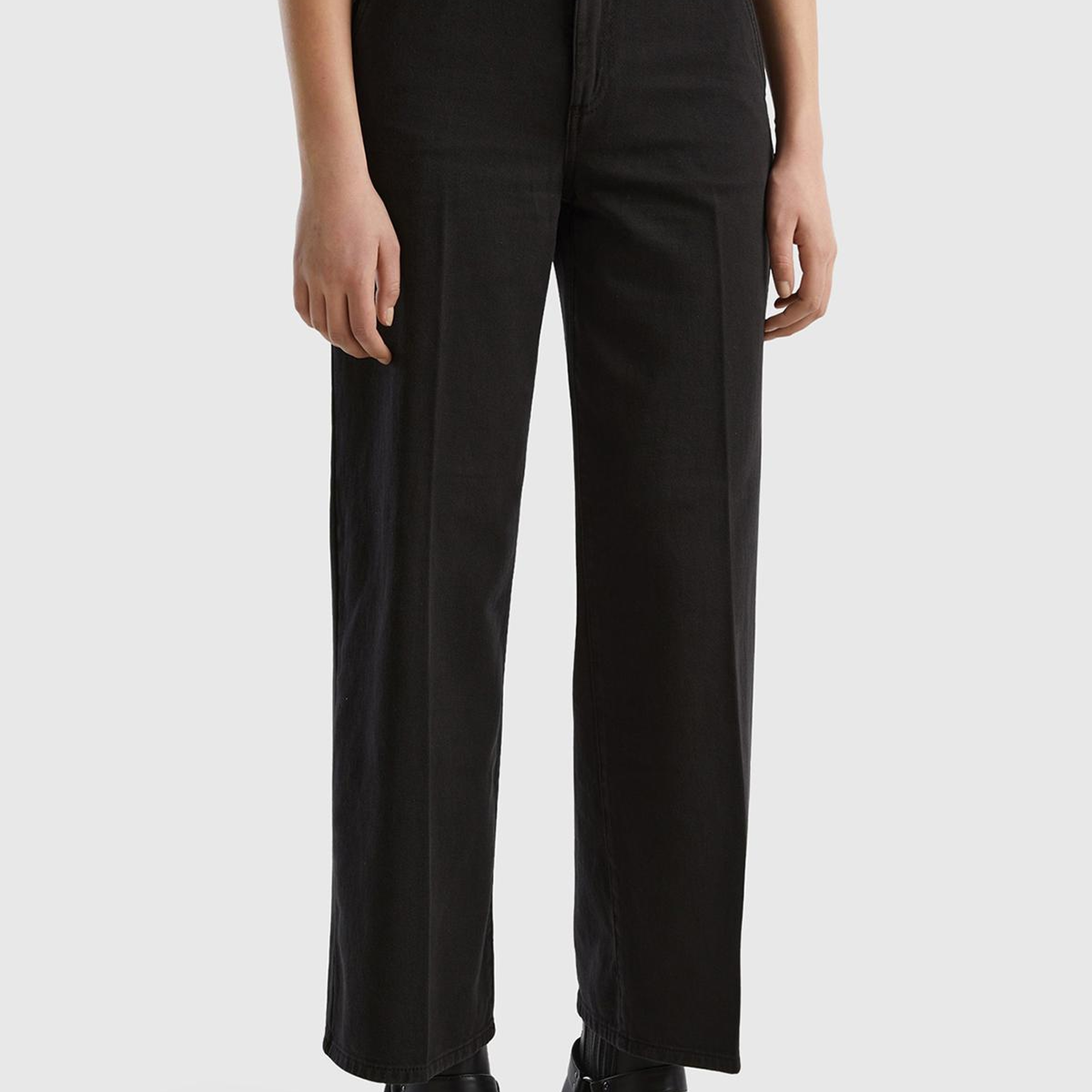 Kadın Siyah Beli Lastikli Geniş Paça Denim Pantolon