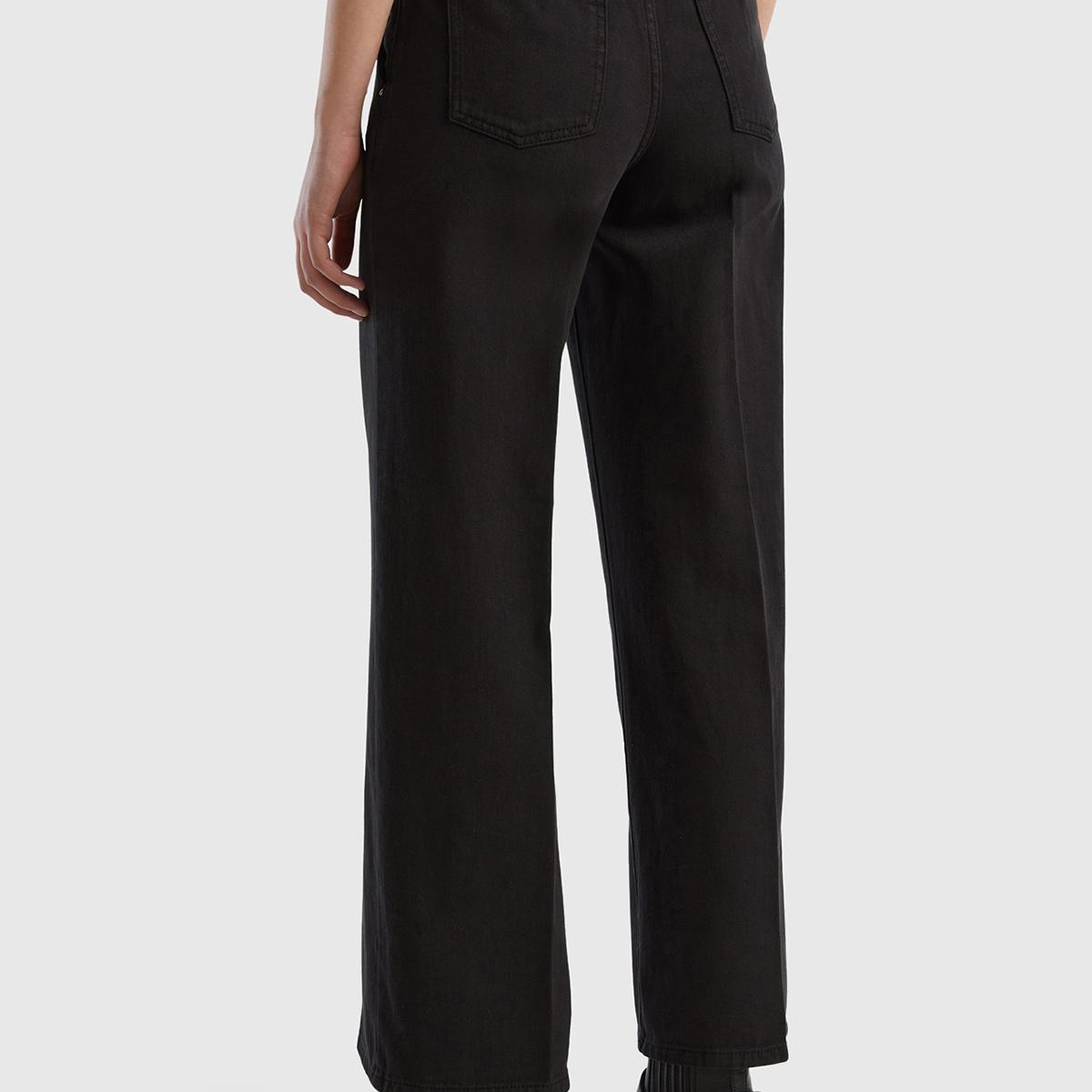 Kadın Siyah Beli Lastikli Geniş Paça Denim Pantolon