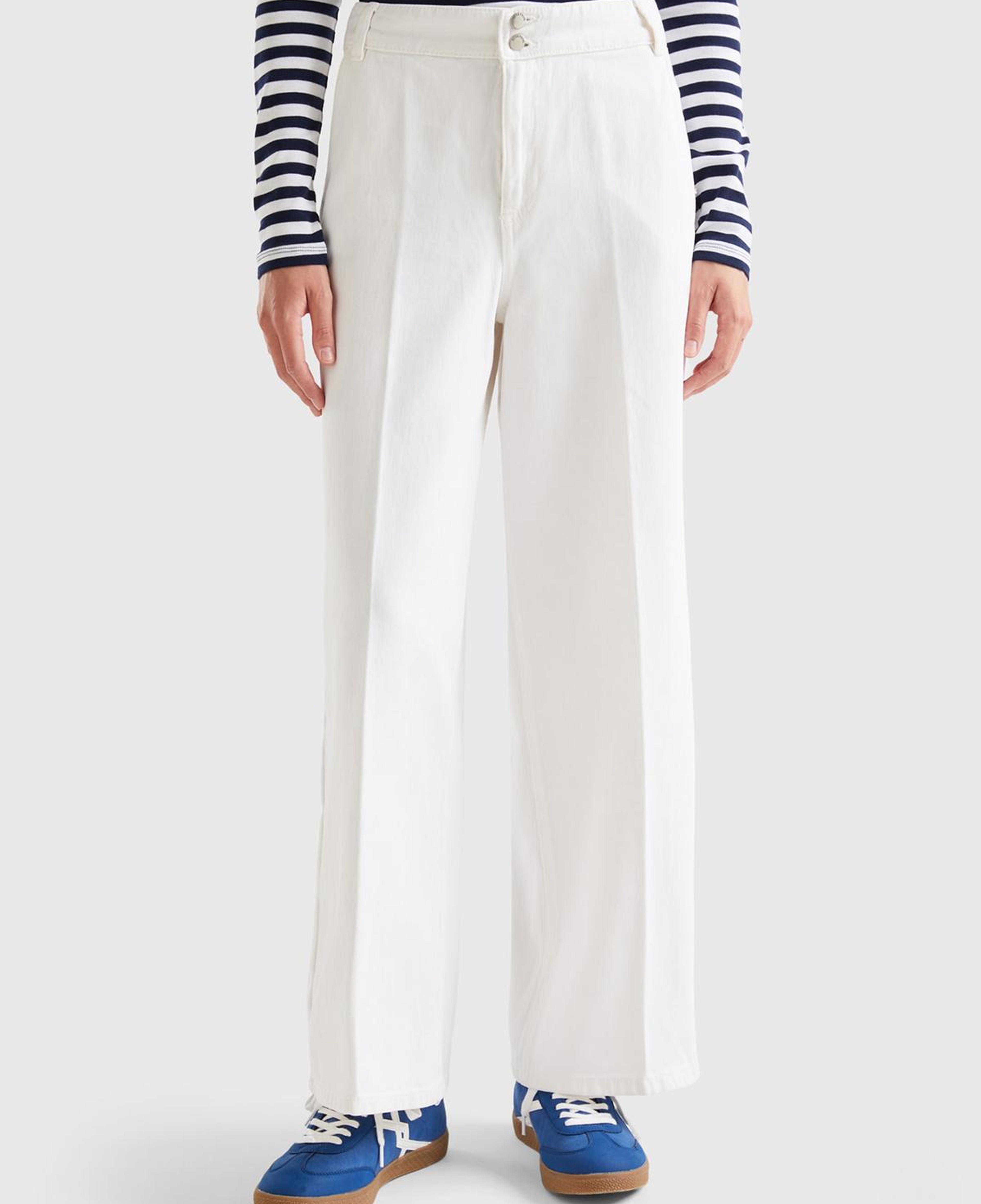Kadın Beyaz Beli Lastikli Geniş Paça Denim Pantolon