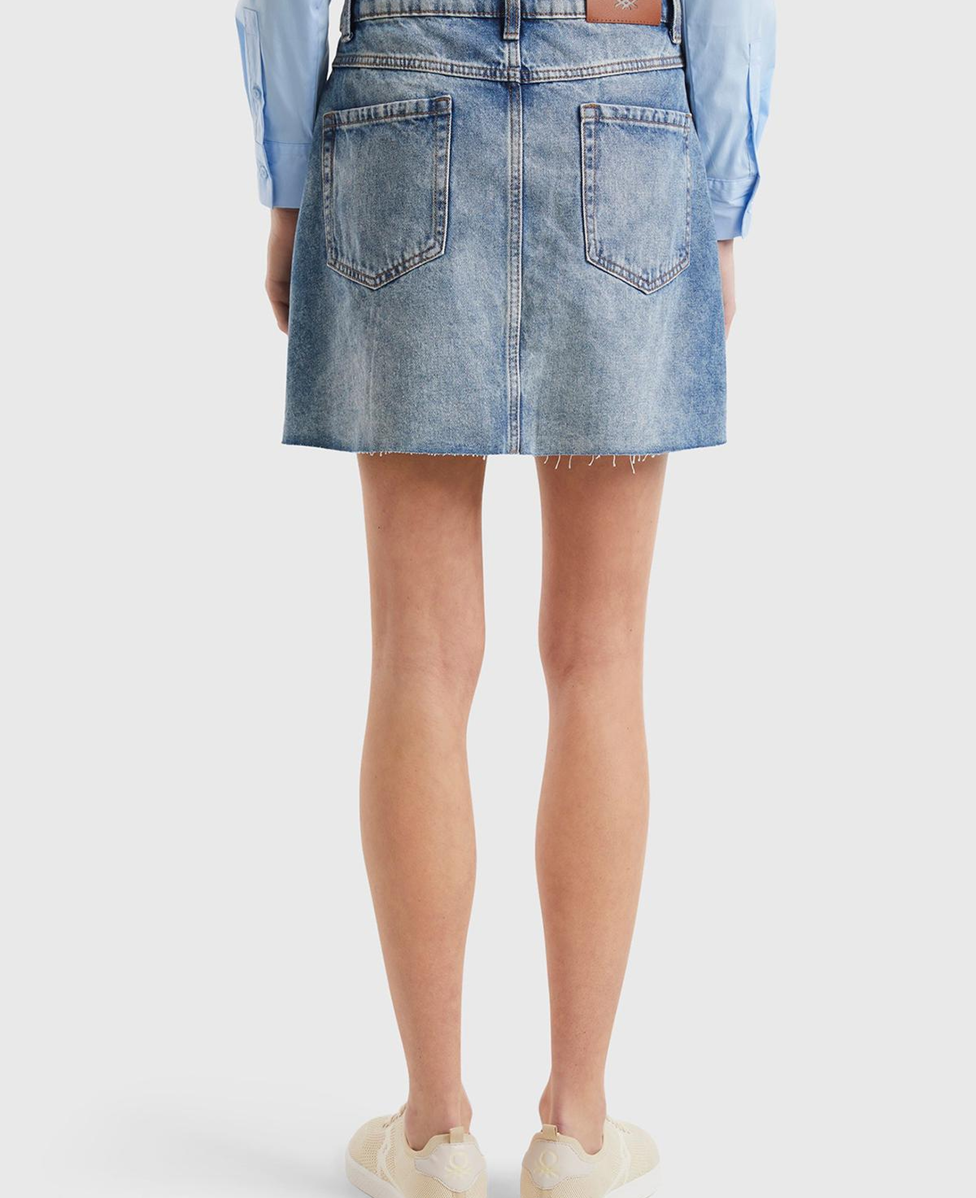 Kadın Lacivert %100 Pamuk Ucu Dikişsiz 5 Cepli Mini Denim Etek