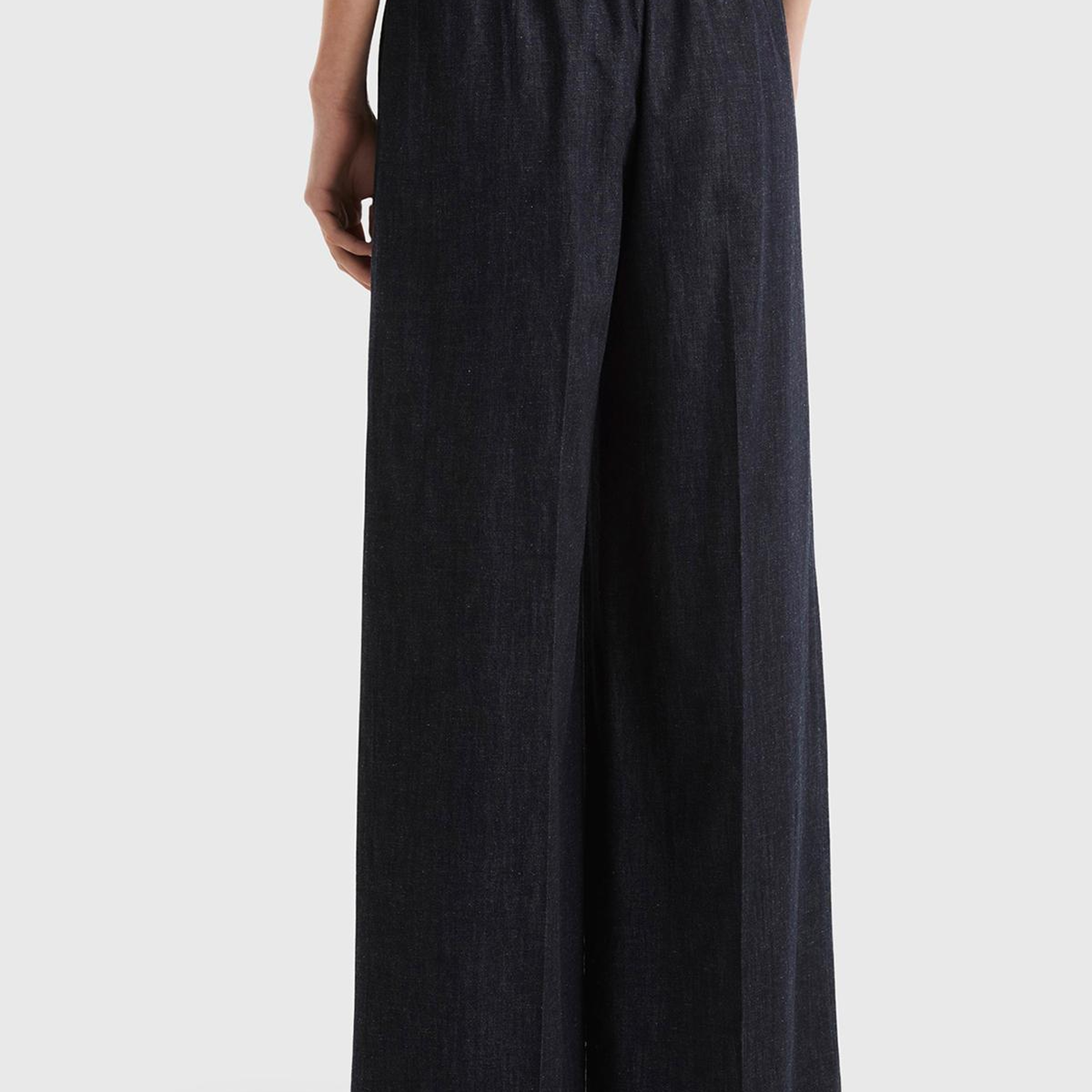 Kadın Siyah Pamuk Karışımlı Önü Pileli Beli Büzgülü Fermuarlı Pantolon