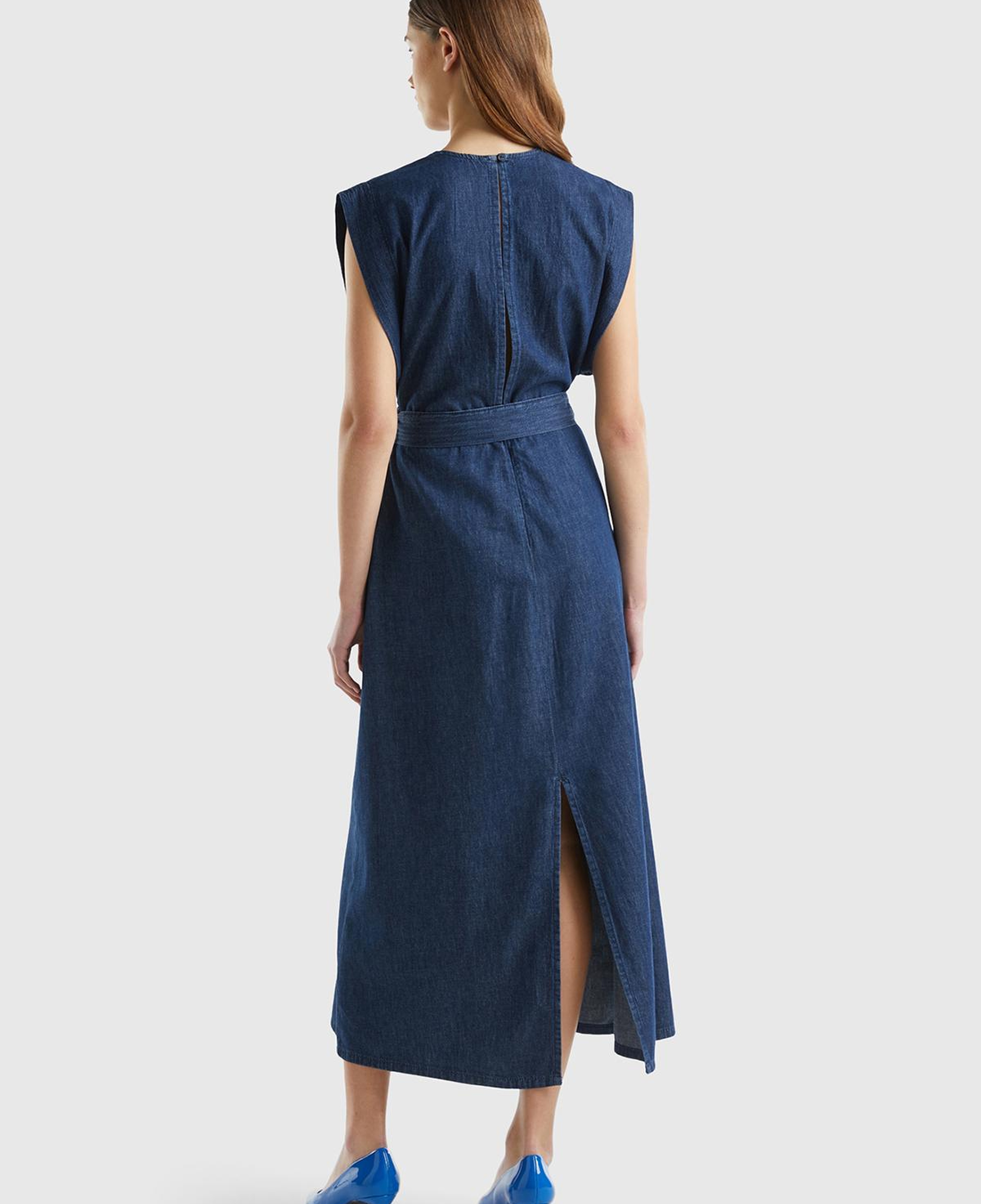 Kadın İndigo %100 Pamuk Beli Bağlamalı Yırtmaçlı Sırt Dekolteli Elbise