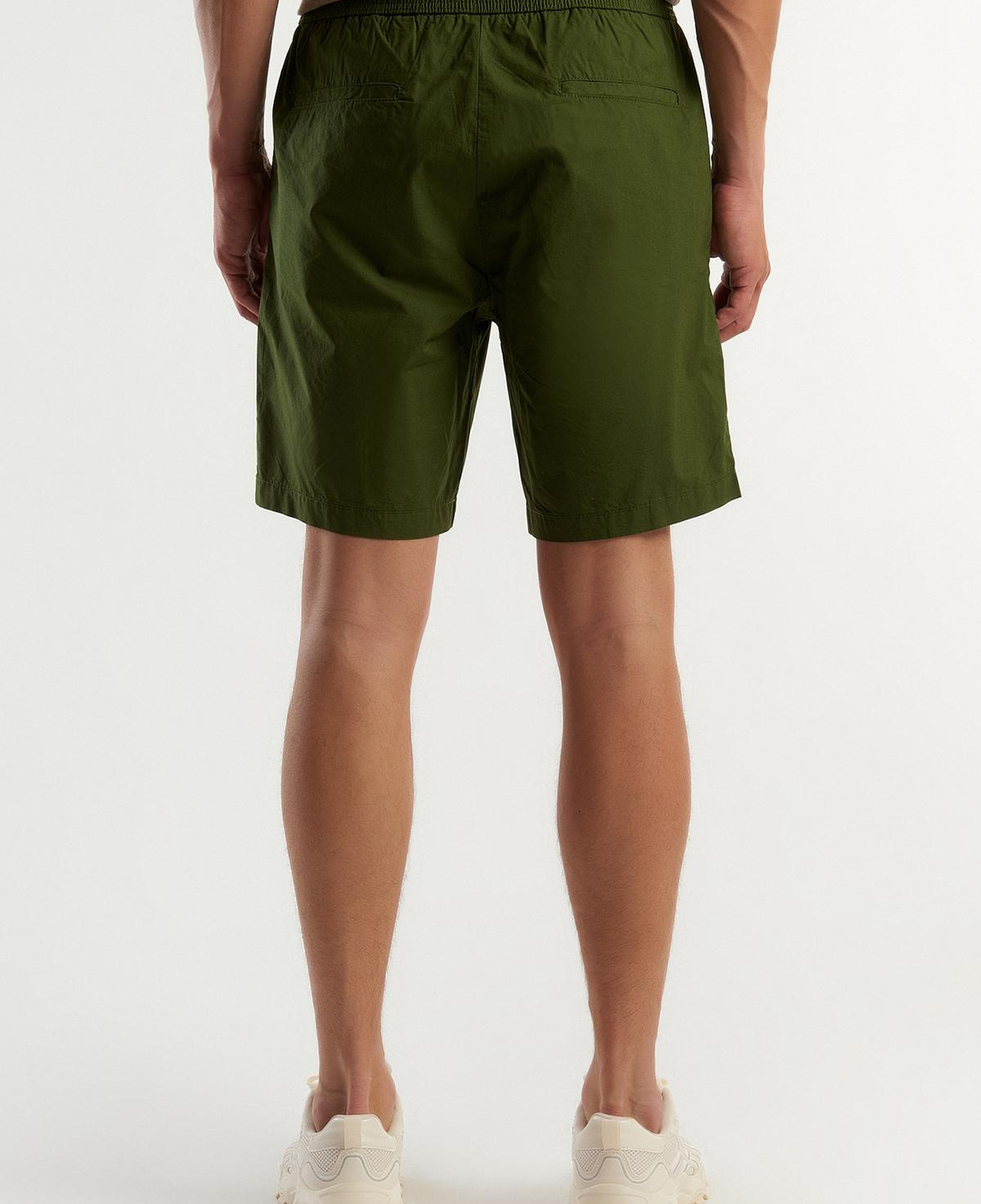 Erkek Koyu Yeşil %100 Pamuk 4 Cepli Beli Büzgülü İpli Kısa Şort