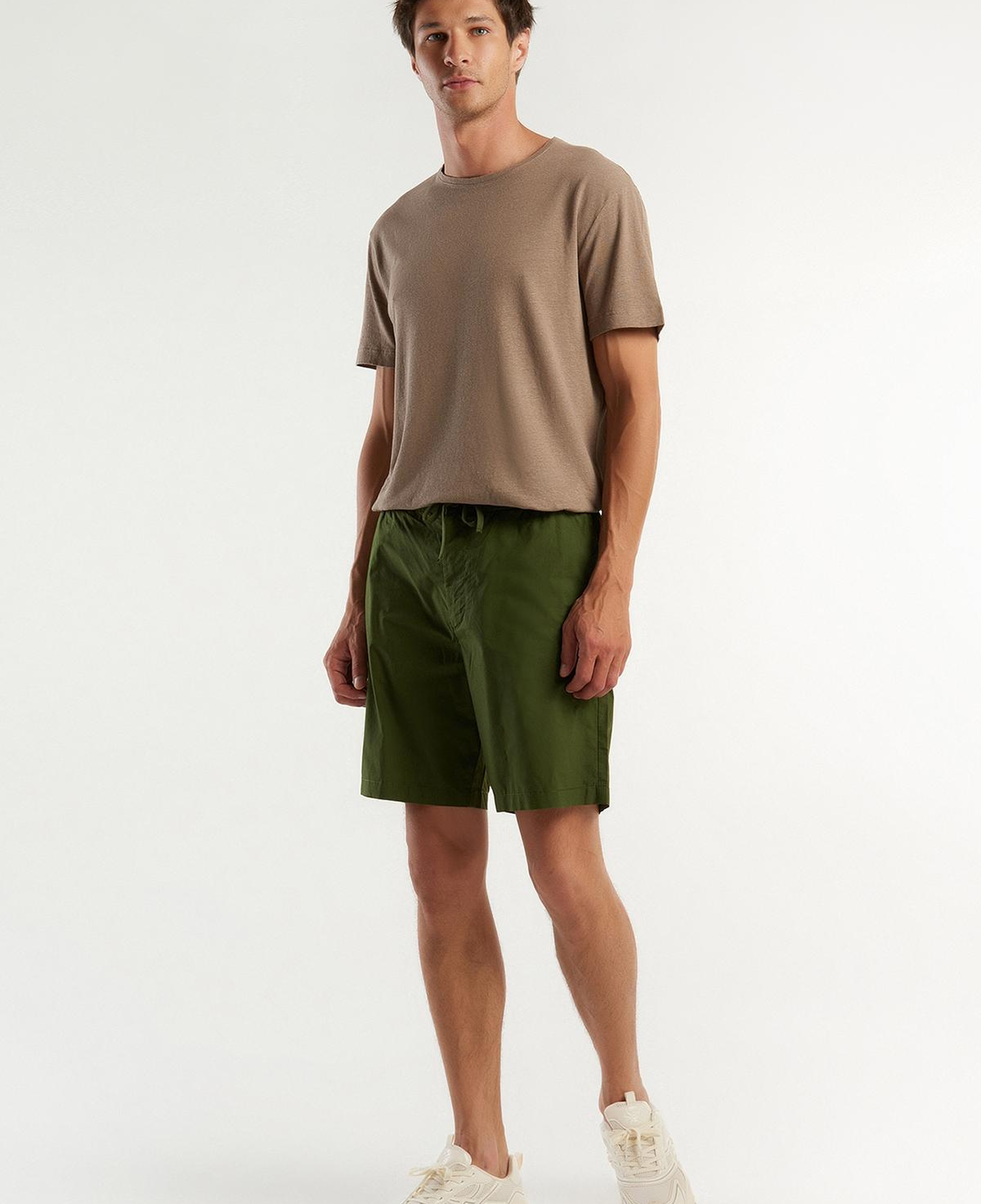 Erkek Koyu Yeşil %100 Pamuk 4 Cepli Beli Büzgülü İpli Kısa Şort