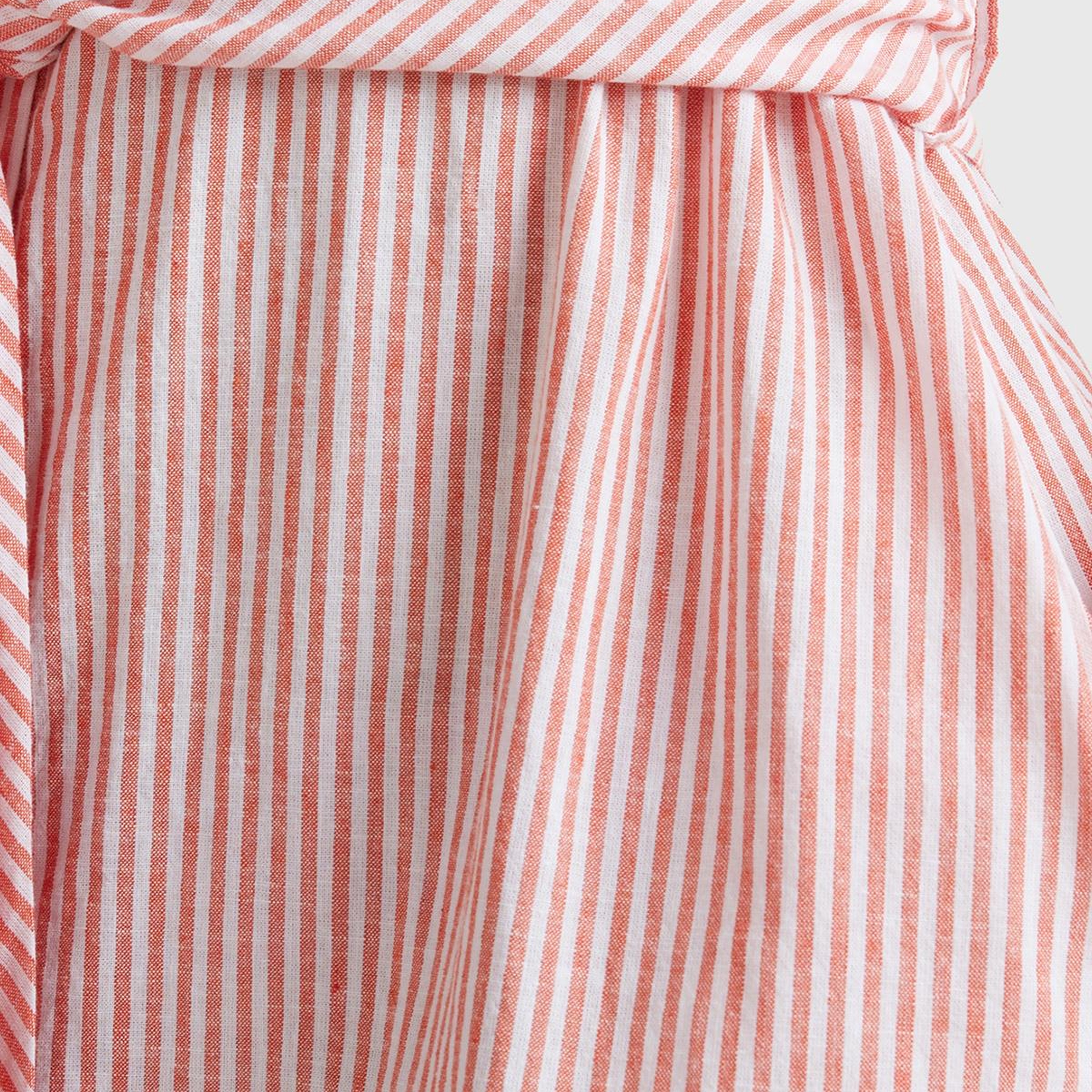 Kadın Kırmızı Keten Karışımlı Beli Bağlamlı Önü Düğmeli Yırtmaçlı Elbise