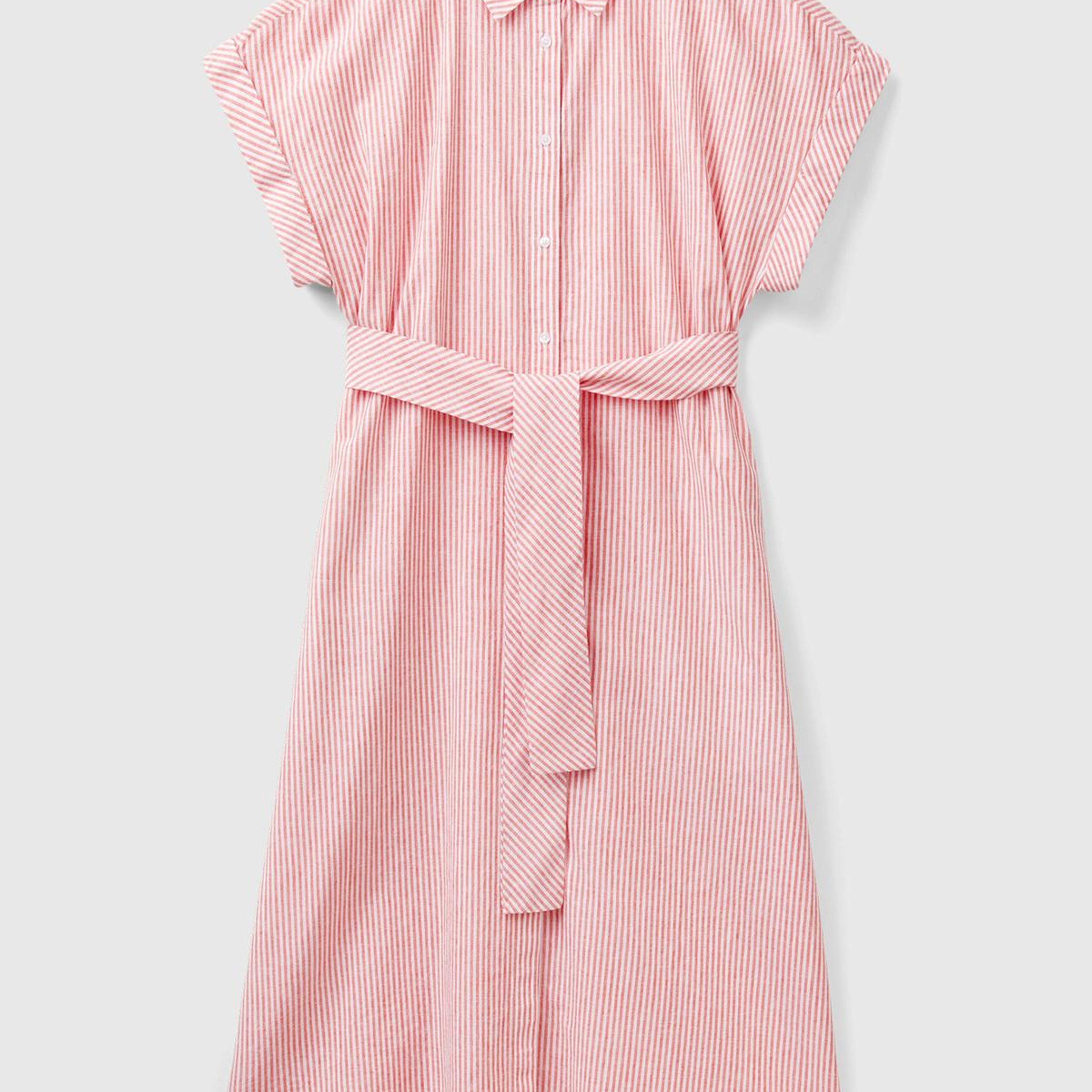 Kadın Kırmızı Keten Karışımlı Beli Bağlamlı Önü Düğmeli Yırtmaçlı Elbise