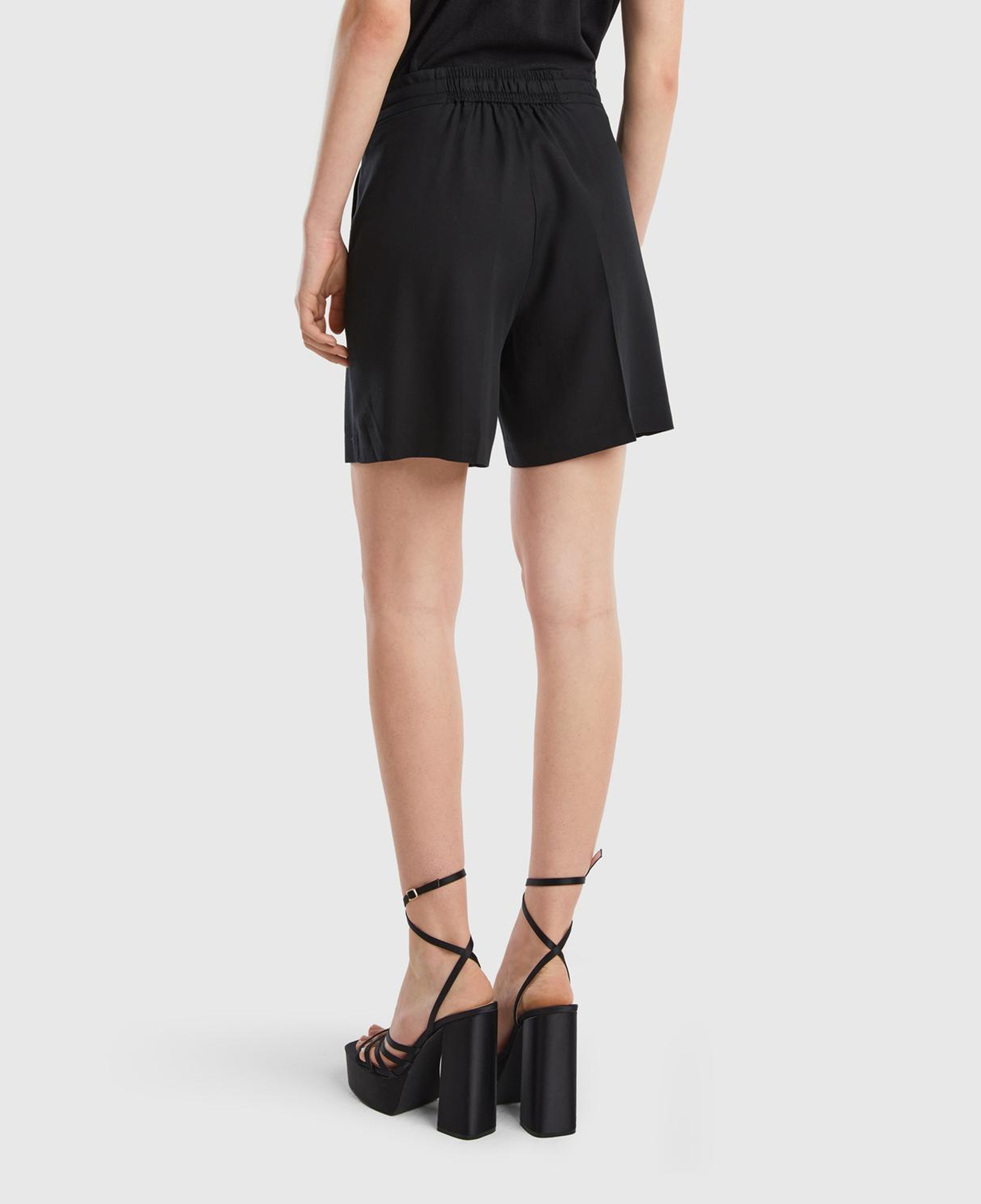 Kadın Siyah %100 Liyosel Beli İpli Şort