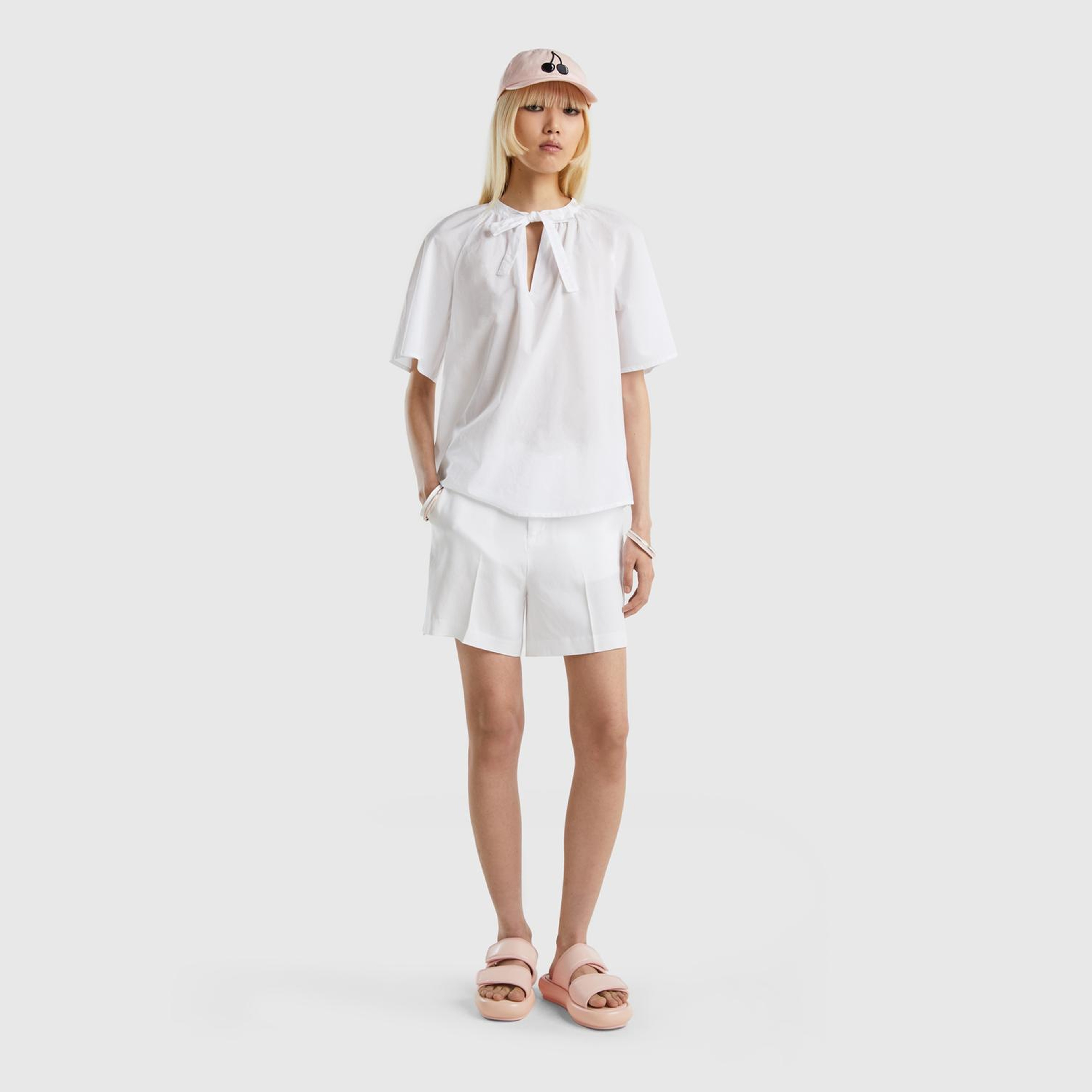 Kadın Beyaz %100 Liyosel Beli İpli Şort