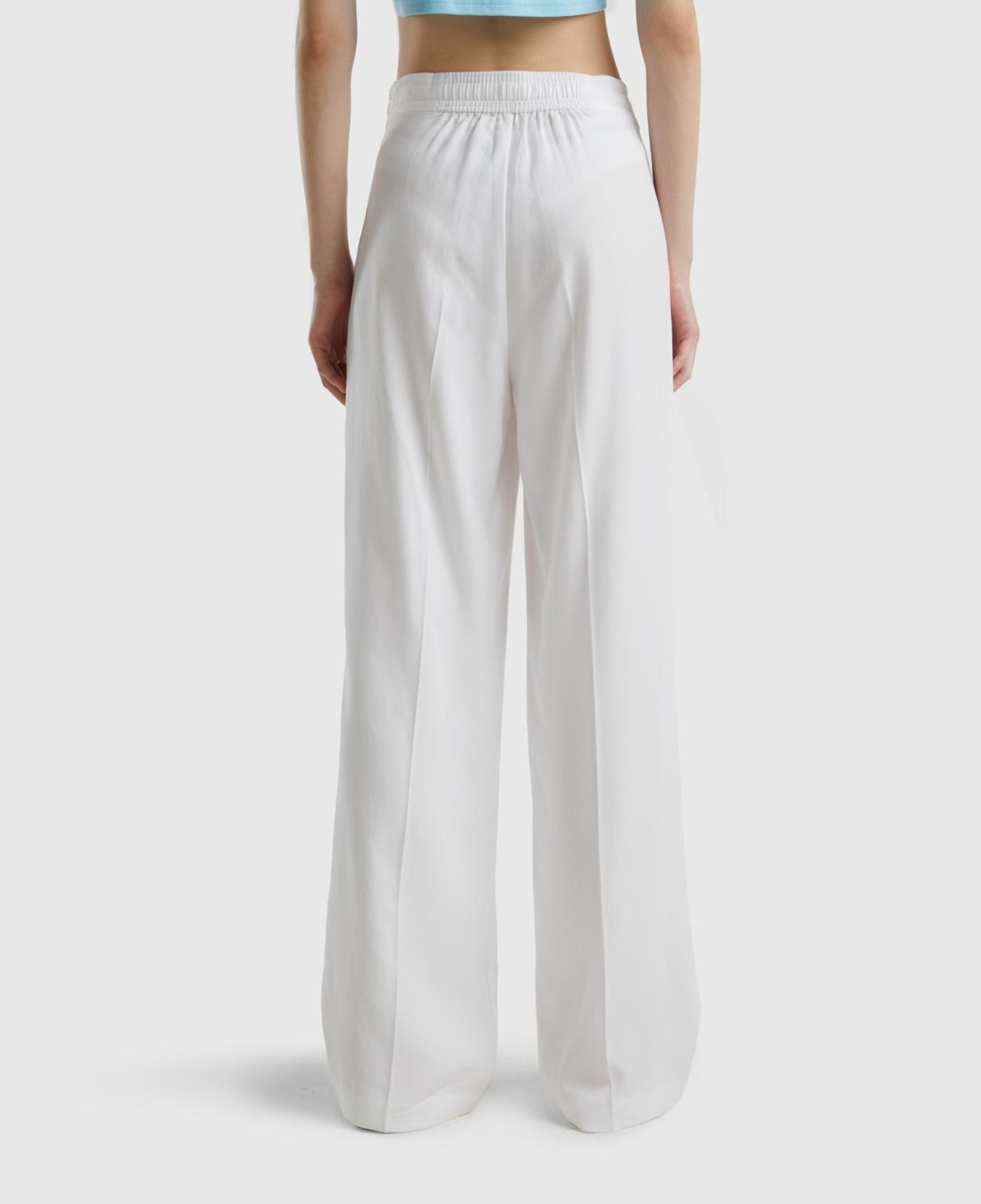 Kadın Beyaz %100 Liyosel Önü Pileli Beli İpli ve Düğmeli Pantolon