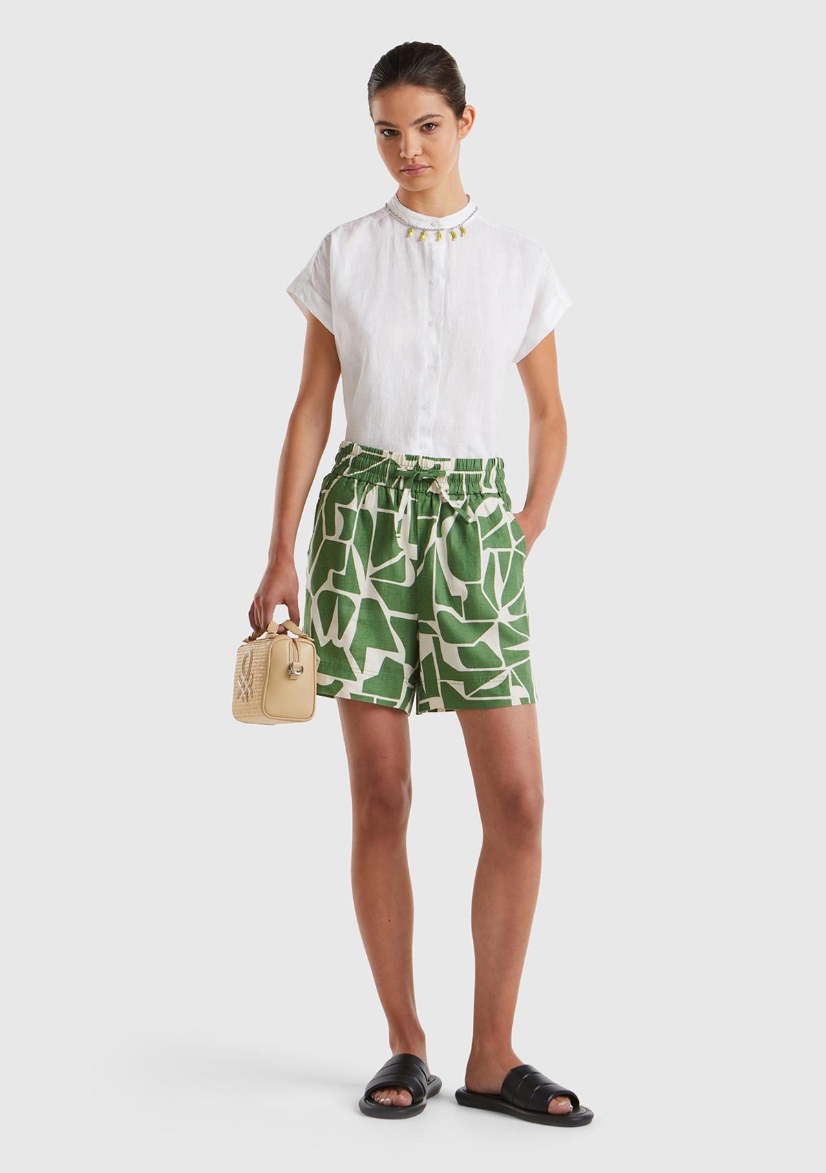 Kadın Yeşil %100 Keten Tamamı Desenli Beli Bağlamalı Şort