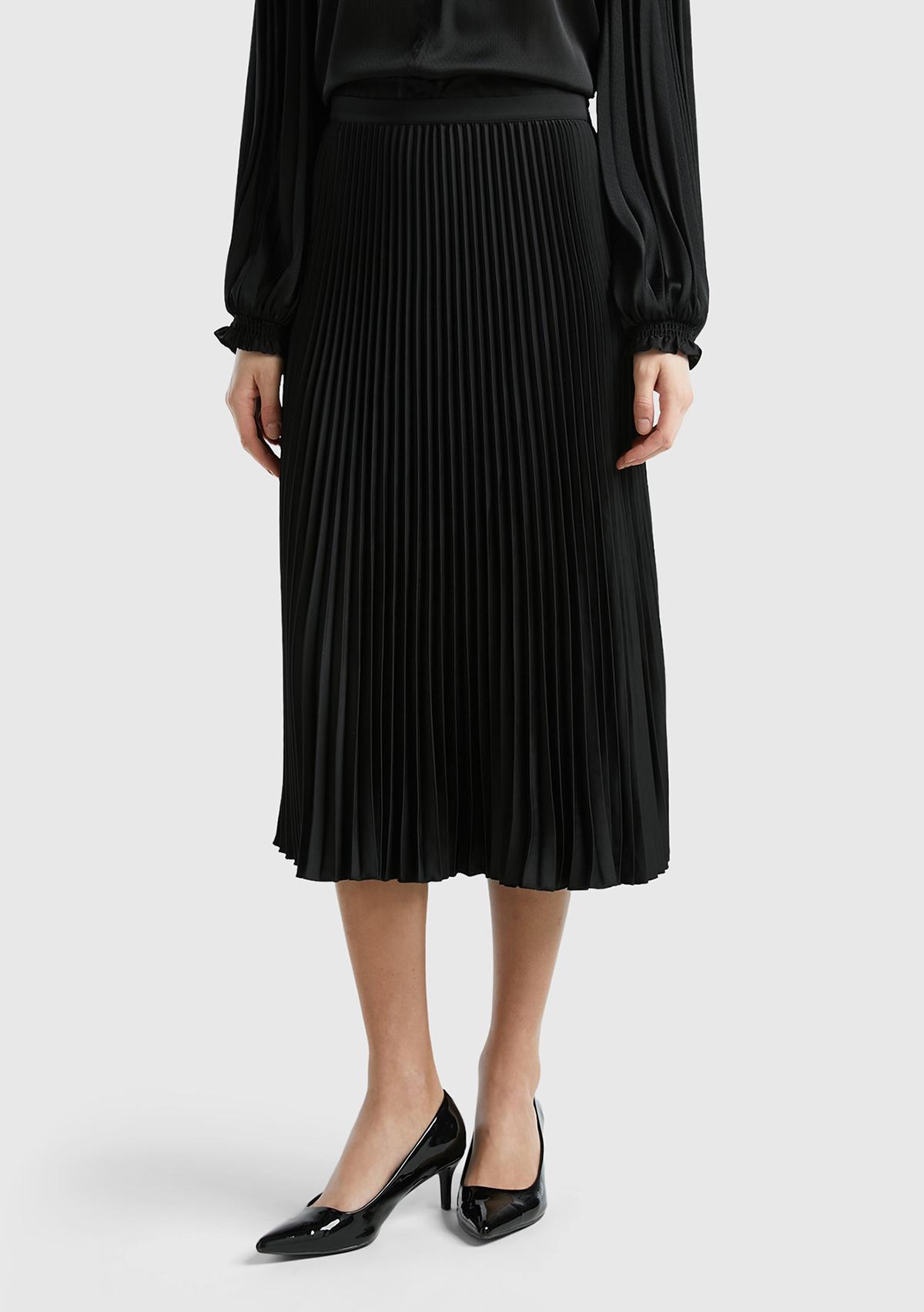 Kadın Siyah Rahat Kesim Uzun Etek