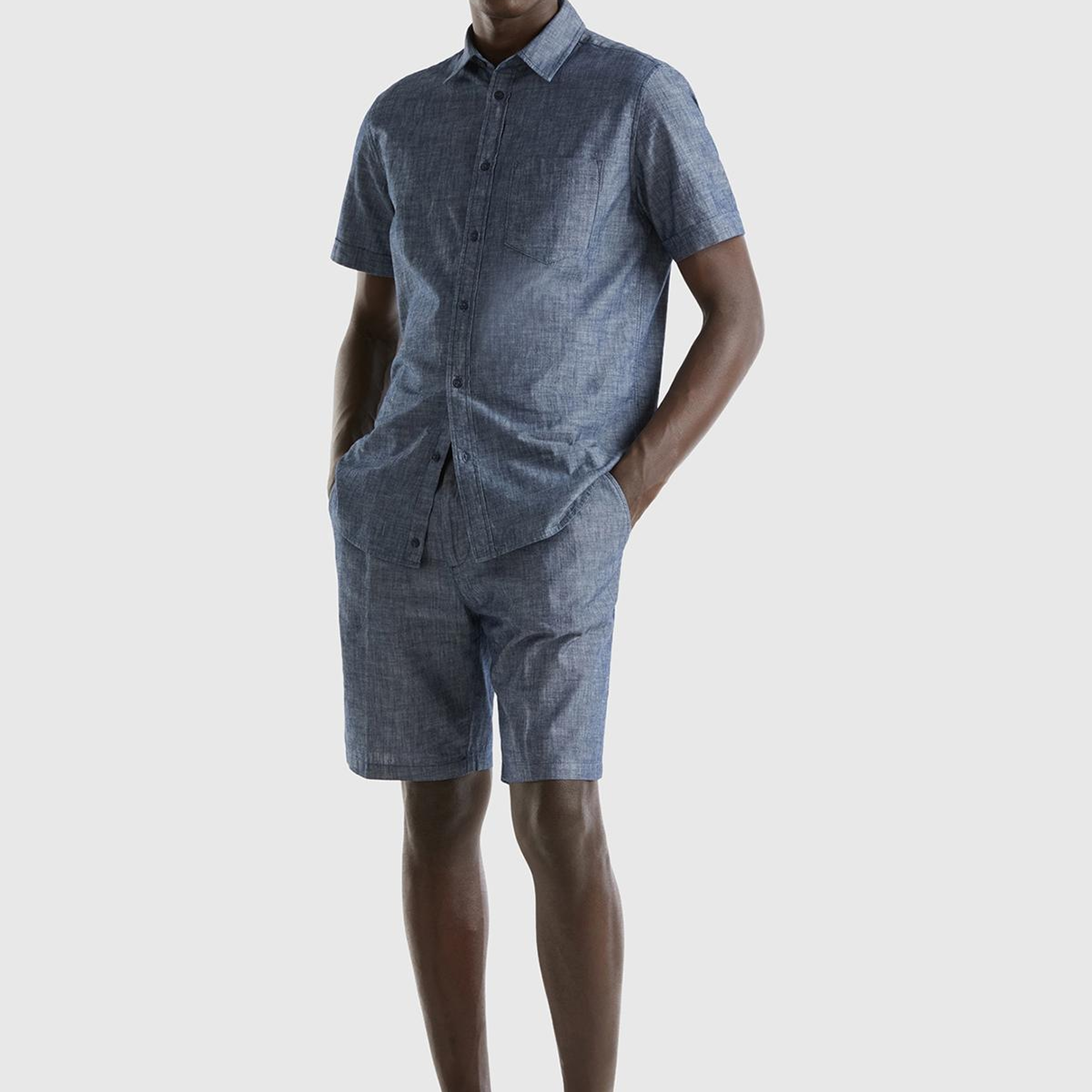 Erkek İndigo %100 Pamuk Önü Pileli Bermuda Şort