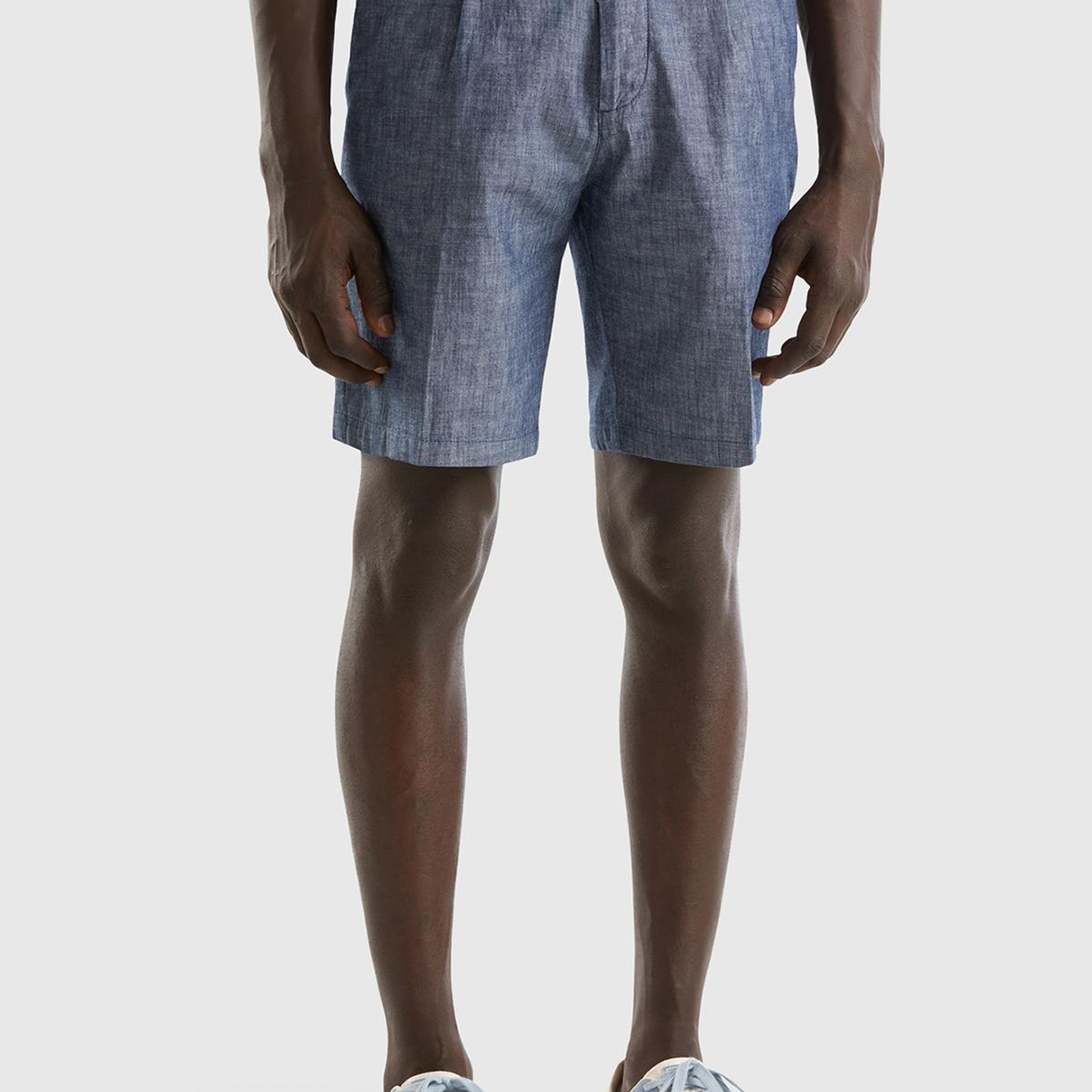 Erkek İndigo %100 Pamuk Önü Pileli Bermuda Şort