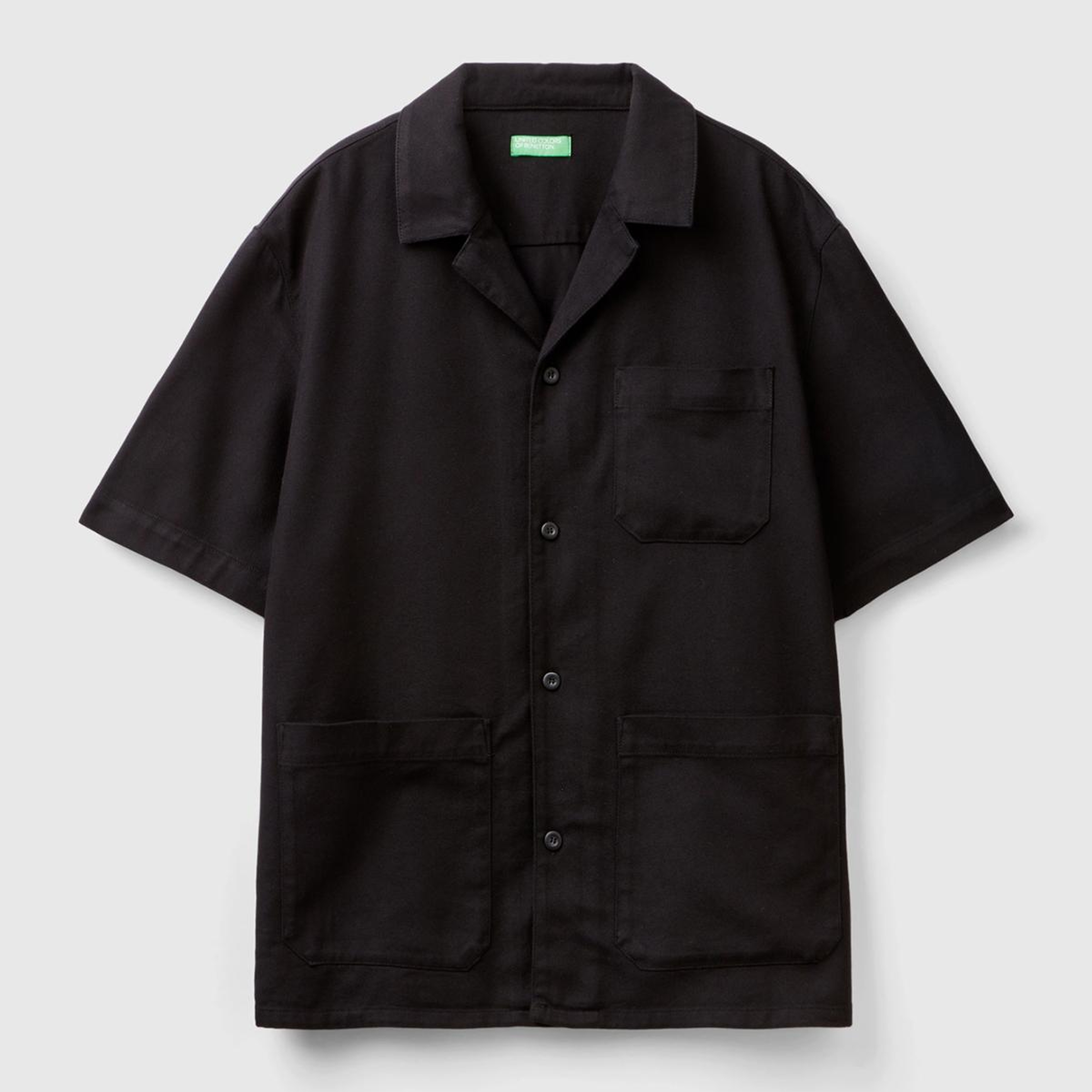 Erkek Siyah Pamuk Karışımlı Cep Detaylı Bowling Yaka Kısa Kollu Gömlek