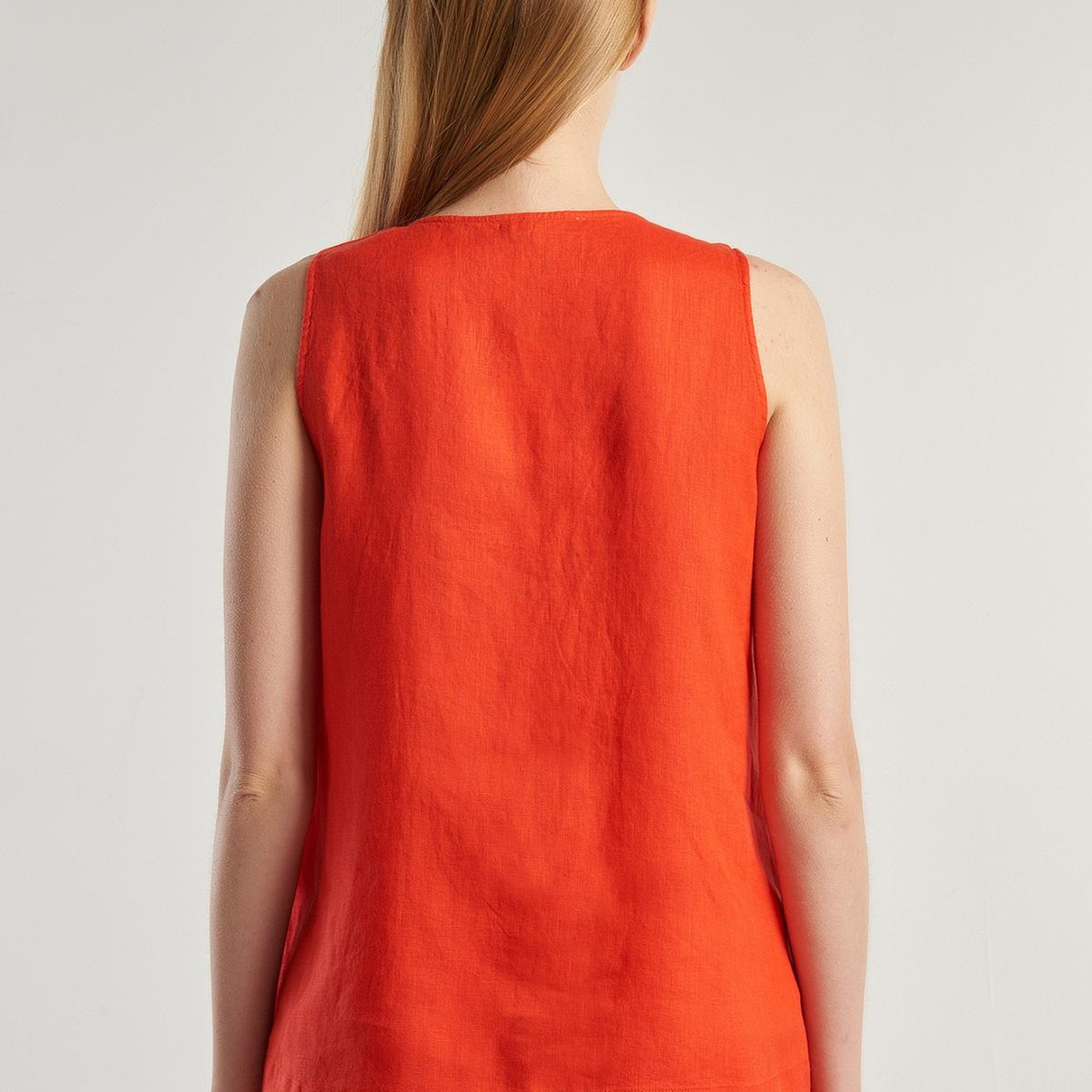 Kadın Kırmızı %100 Keten V Yaka Kolsuz Geniş Kesim Bluz