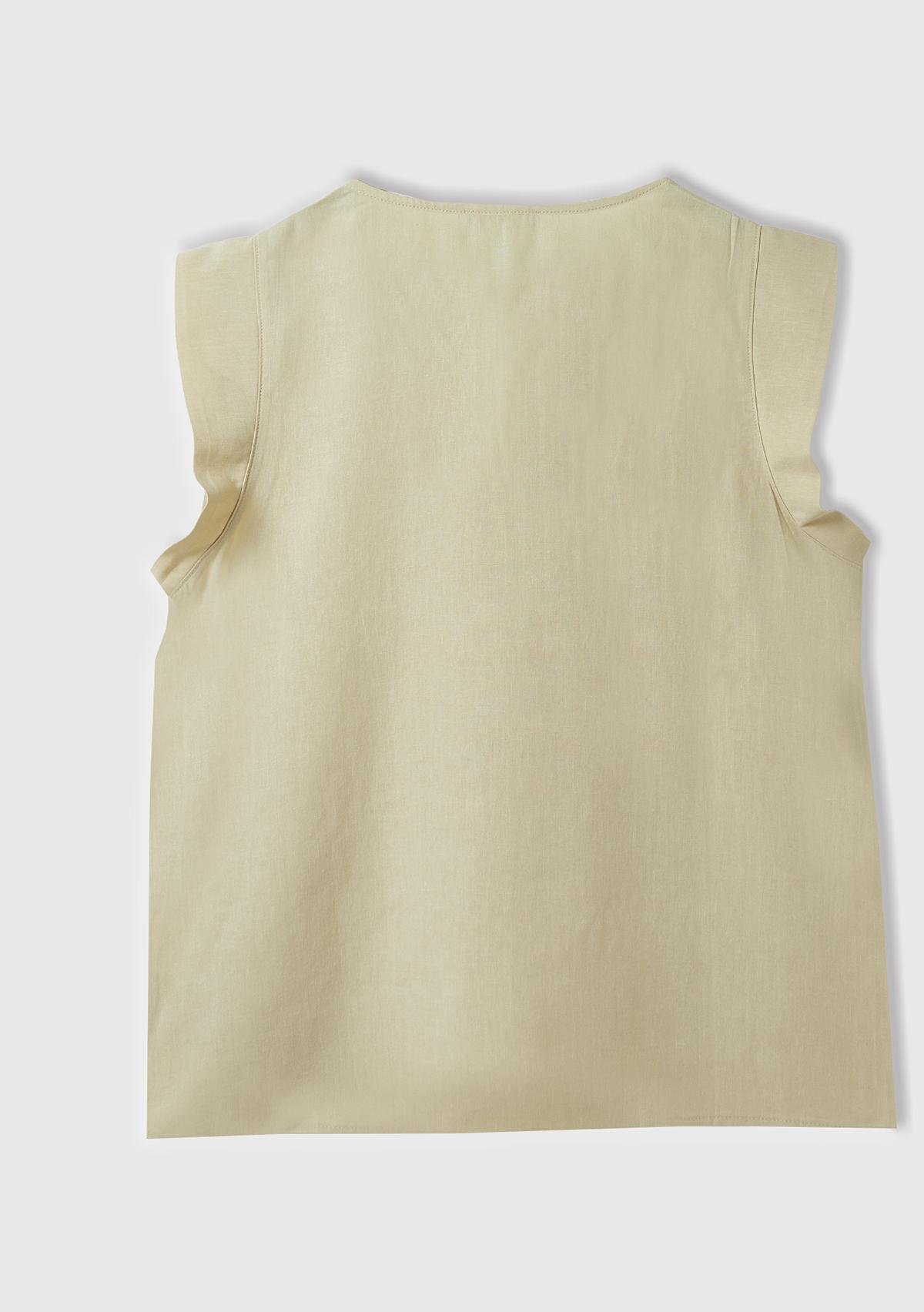 Kadın Bej Liyosel ve Keten Karışımlı Geniş Kesim V Yaka Bluz