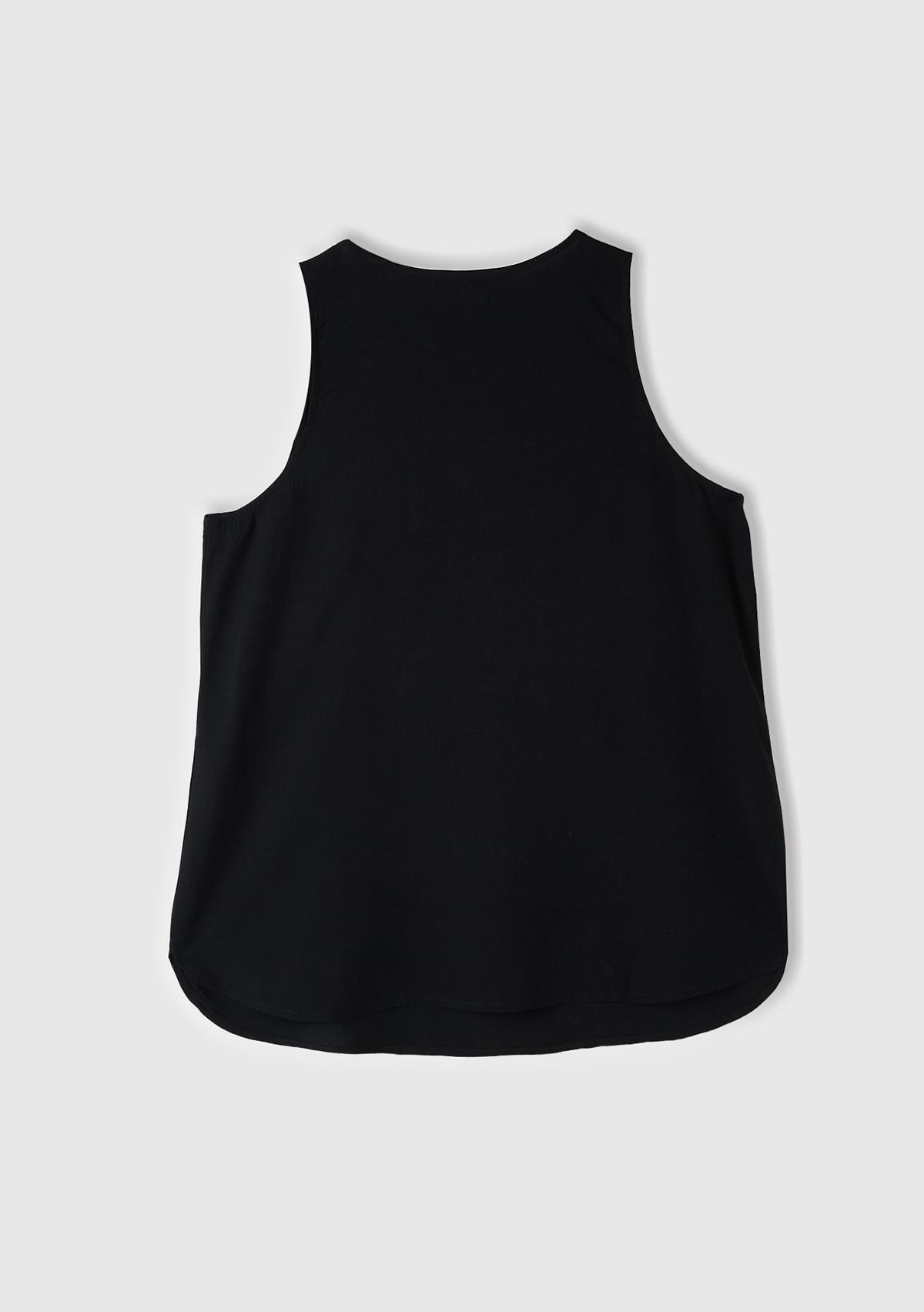 Kadın Siyah %100 Viskoz Dekoratif Dikişli Geniş Bisiklet Yaka Kolsuz Bluz