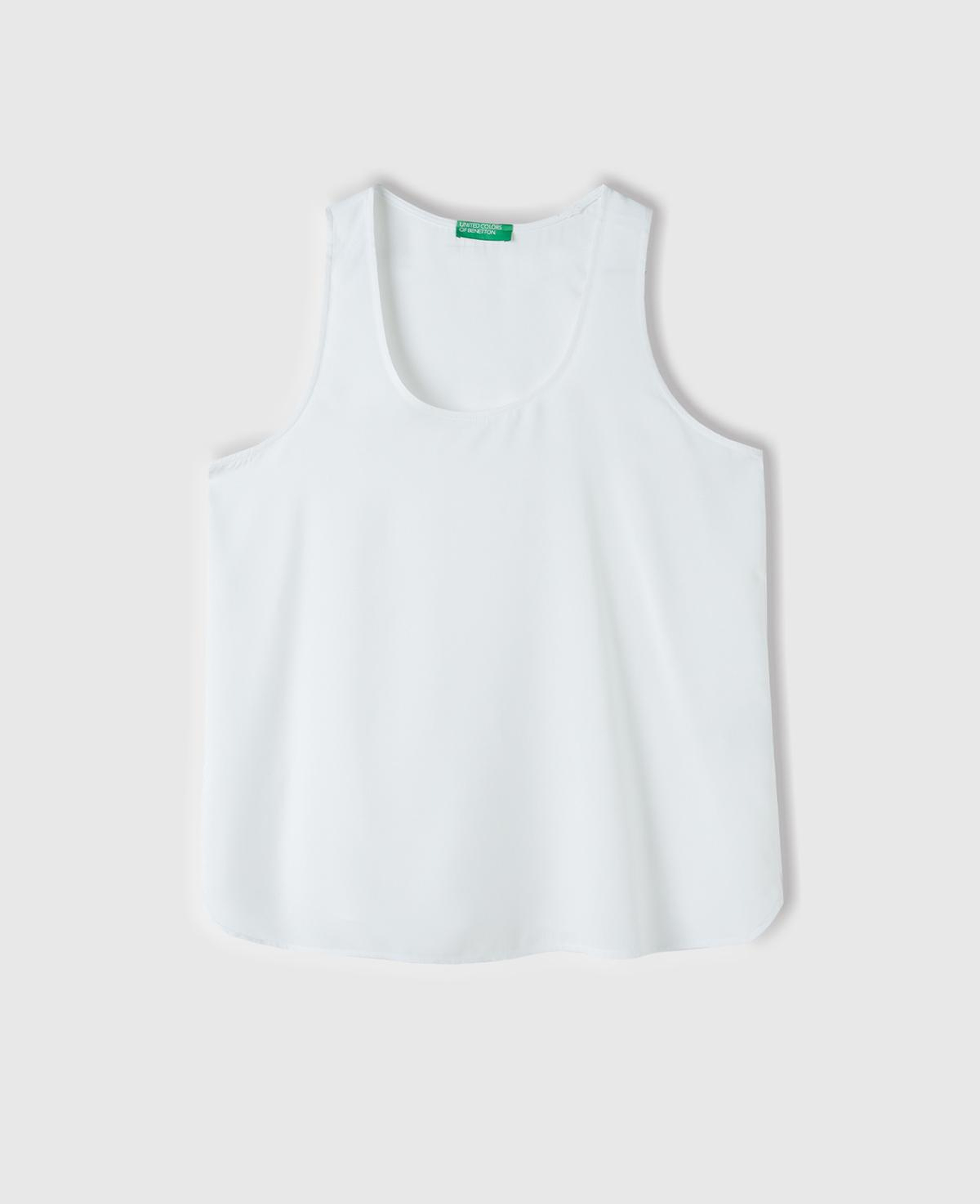 Kadın Beyaz %100 Viskoz Dekoratif Dikişli Geniş Bisiklet Yaka Kolsuz Bluz