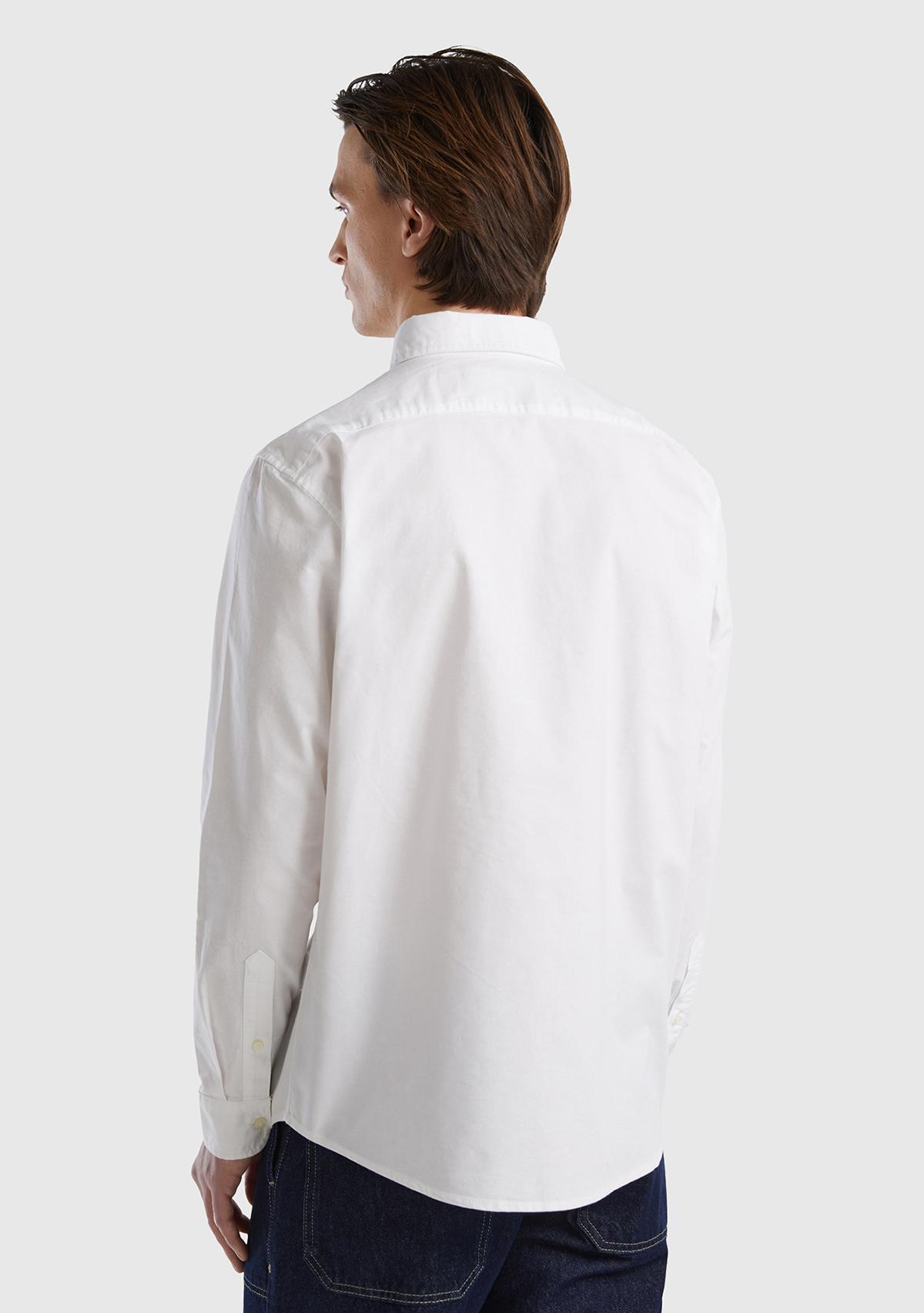 Erkek Beyaz %100 Pamuk Arkası Robalı Slim Fit Gömlek