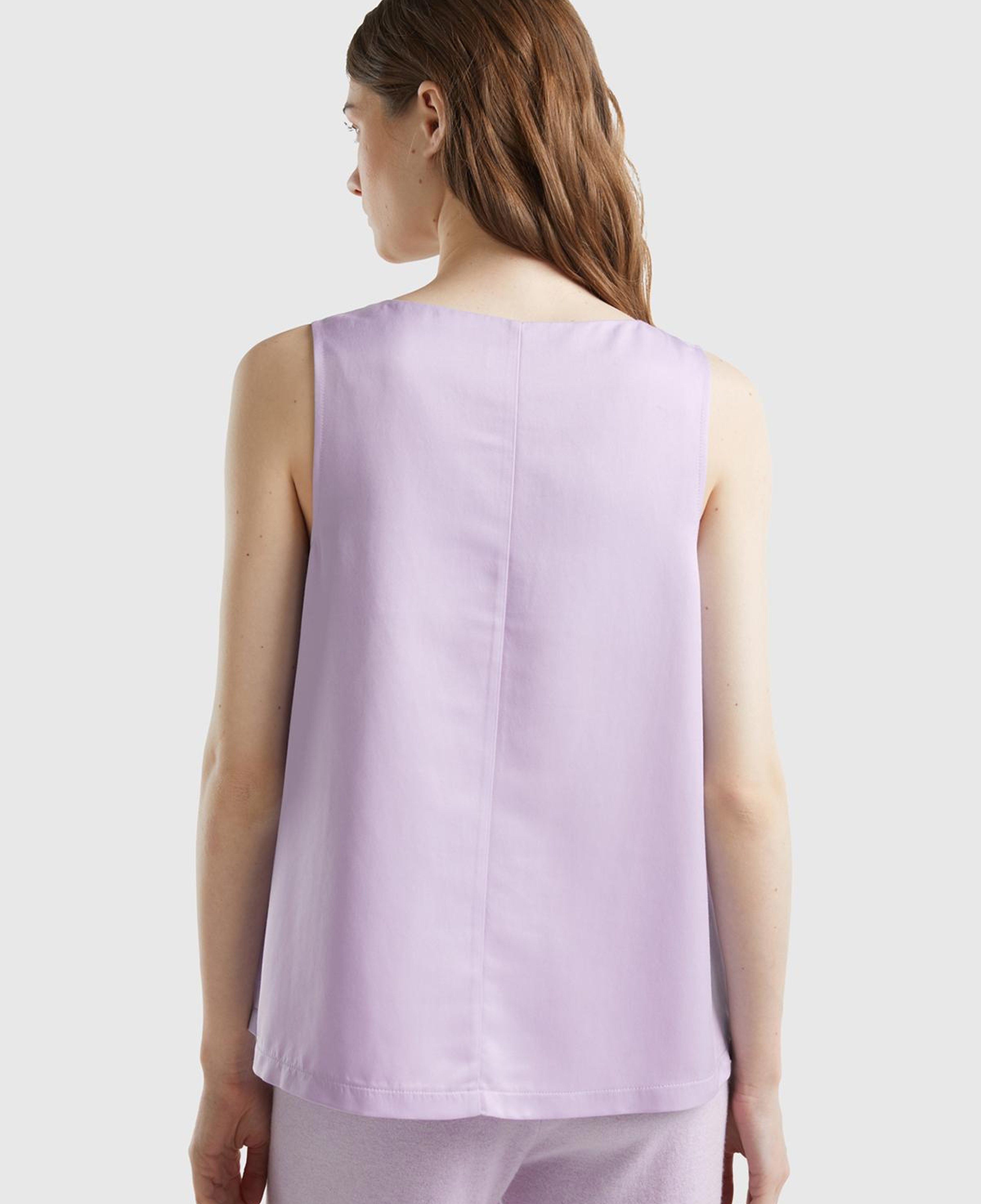 Kadın Lila Viskoz Karışımlı Saten Kolsuz Bluz