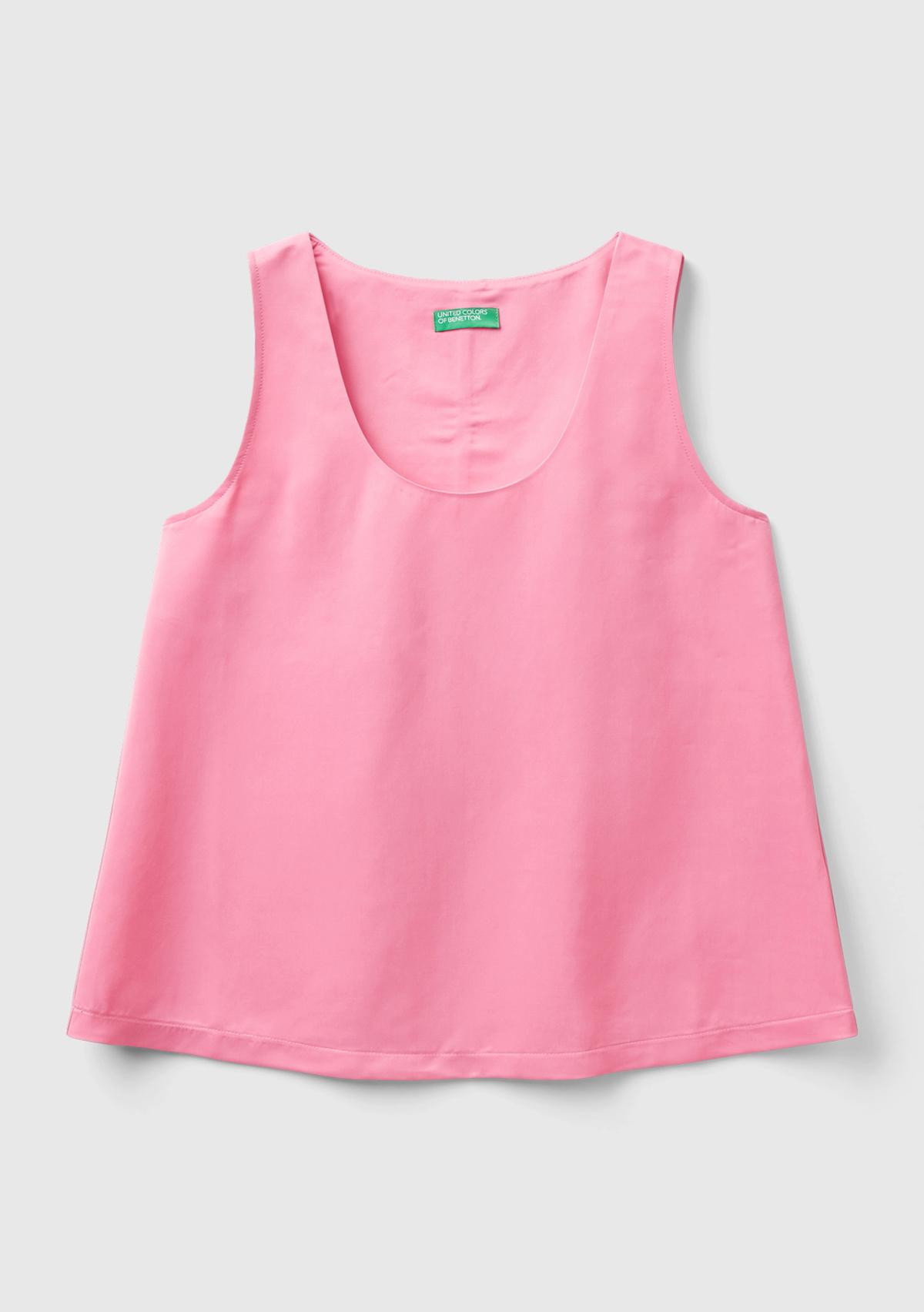 Kadın Açık Pembe Viskoz Karışımlı Saten Kolsuz Bluz