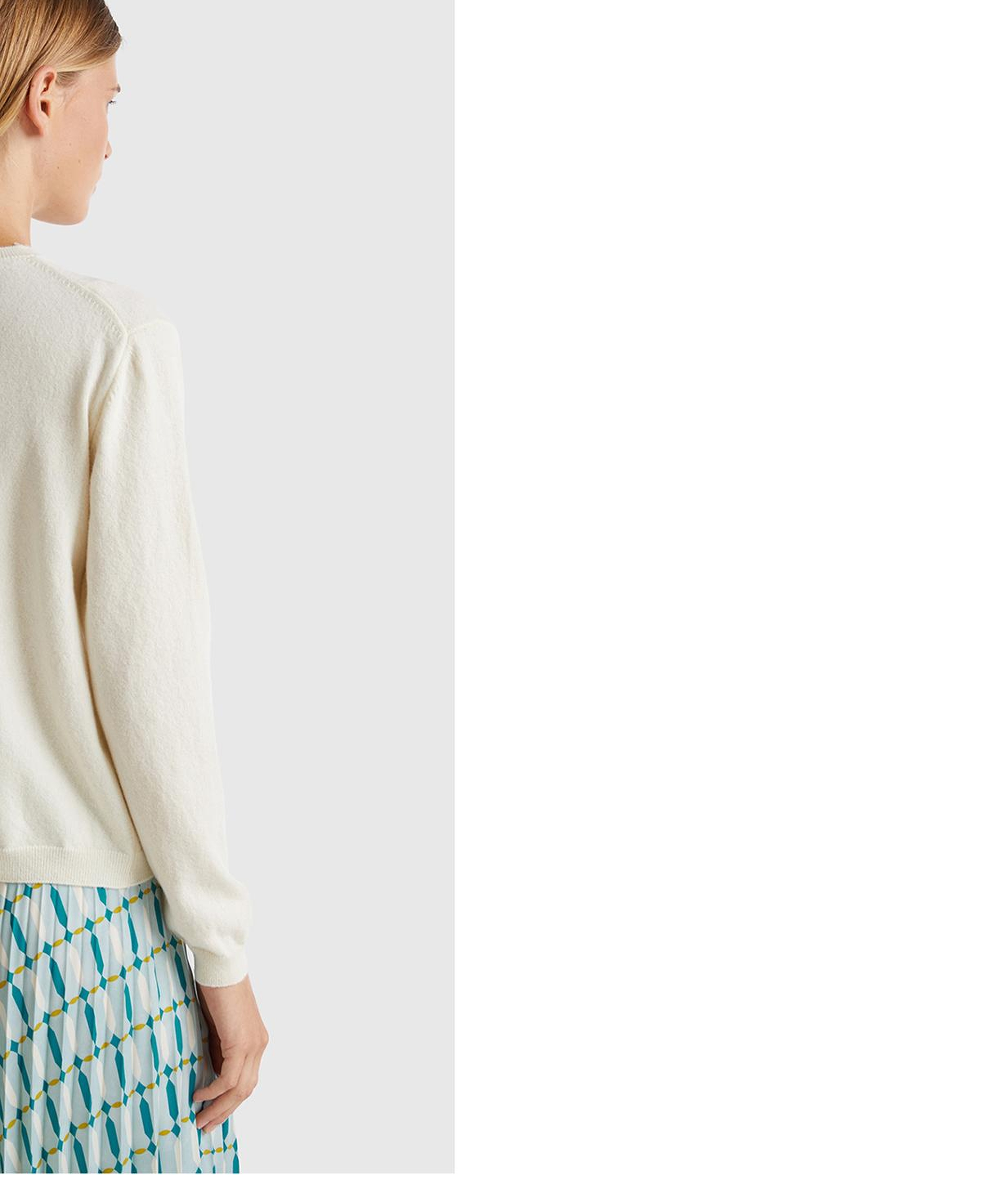 Kadın Krem %100 Merino Bisiklet Yaka İnci Düğmeli  Hırka