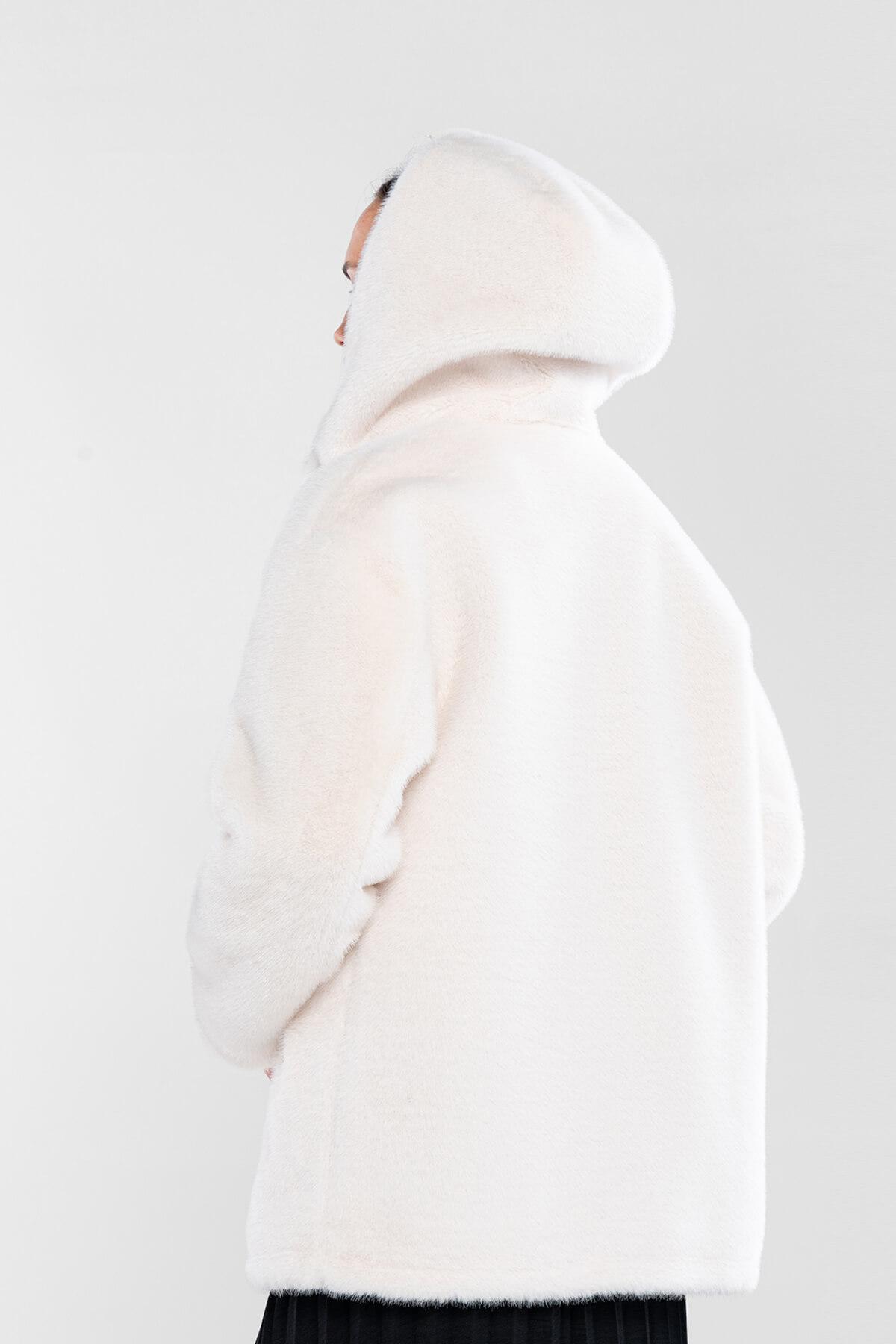 Tamer Tanca Kadın Peluş Beyaz Kumaş Mont Deri Mont