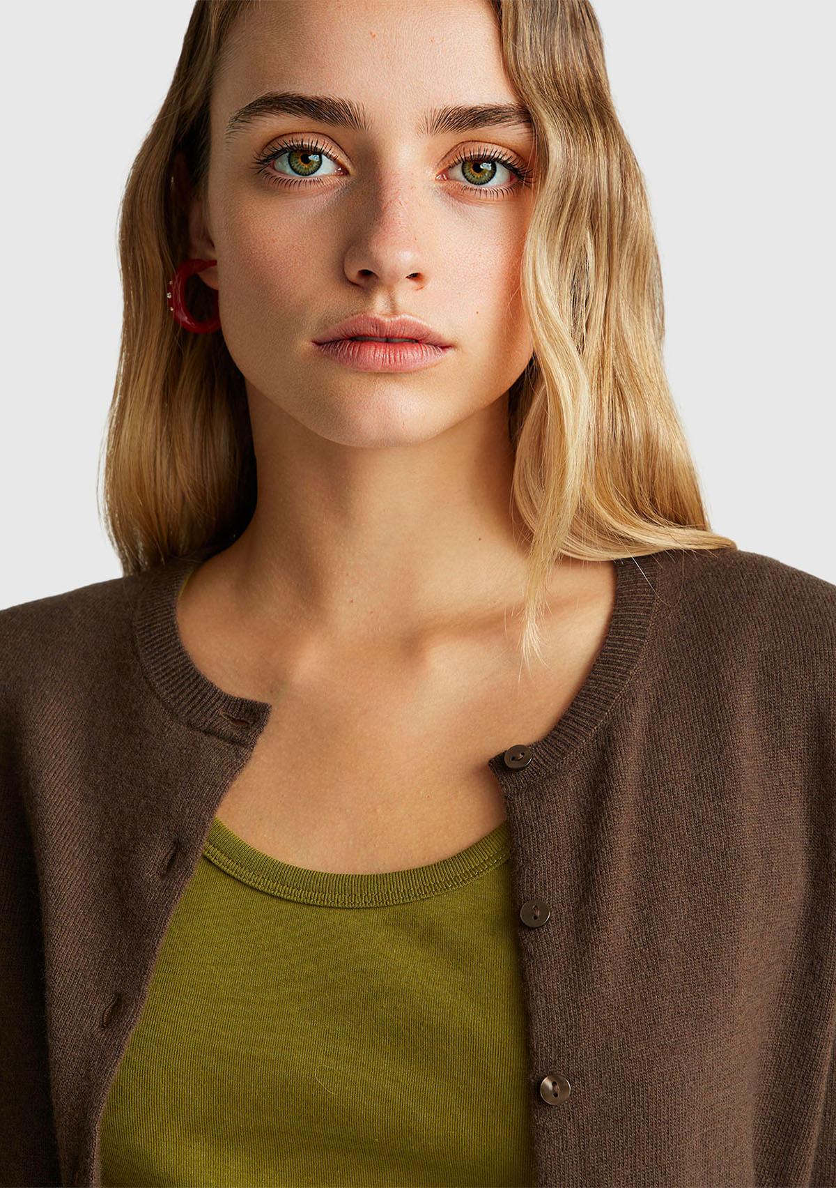 Kadın Koyu Kahverengi %100 Merino Bisiklet Yaka  Hırka