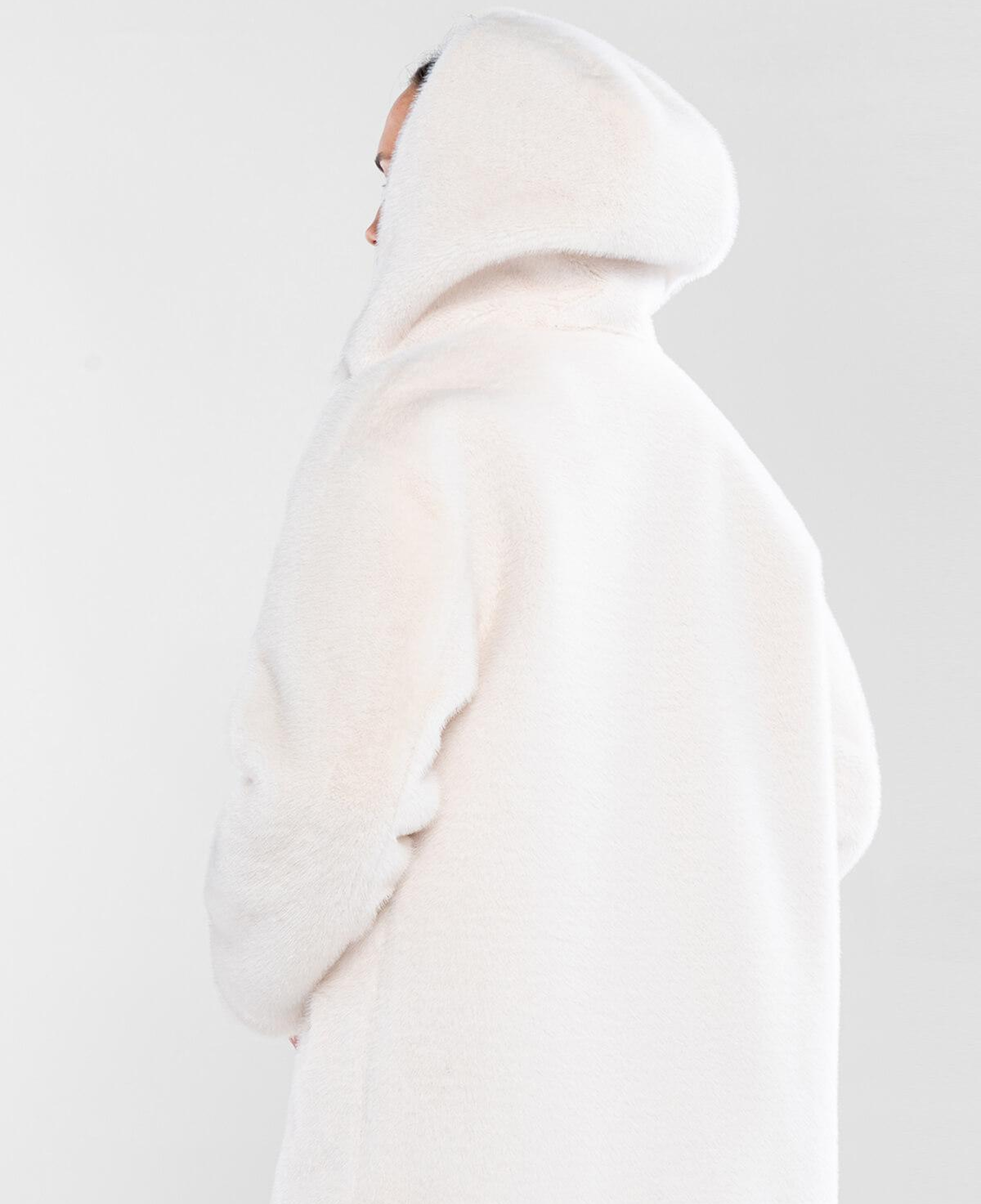 Tamer Tanca Kadın Peluş Beyaz Kumaş Mont Deri Mont