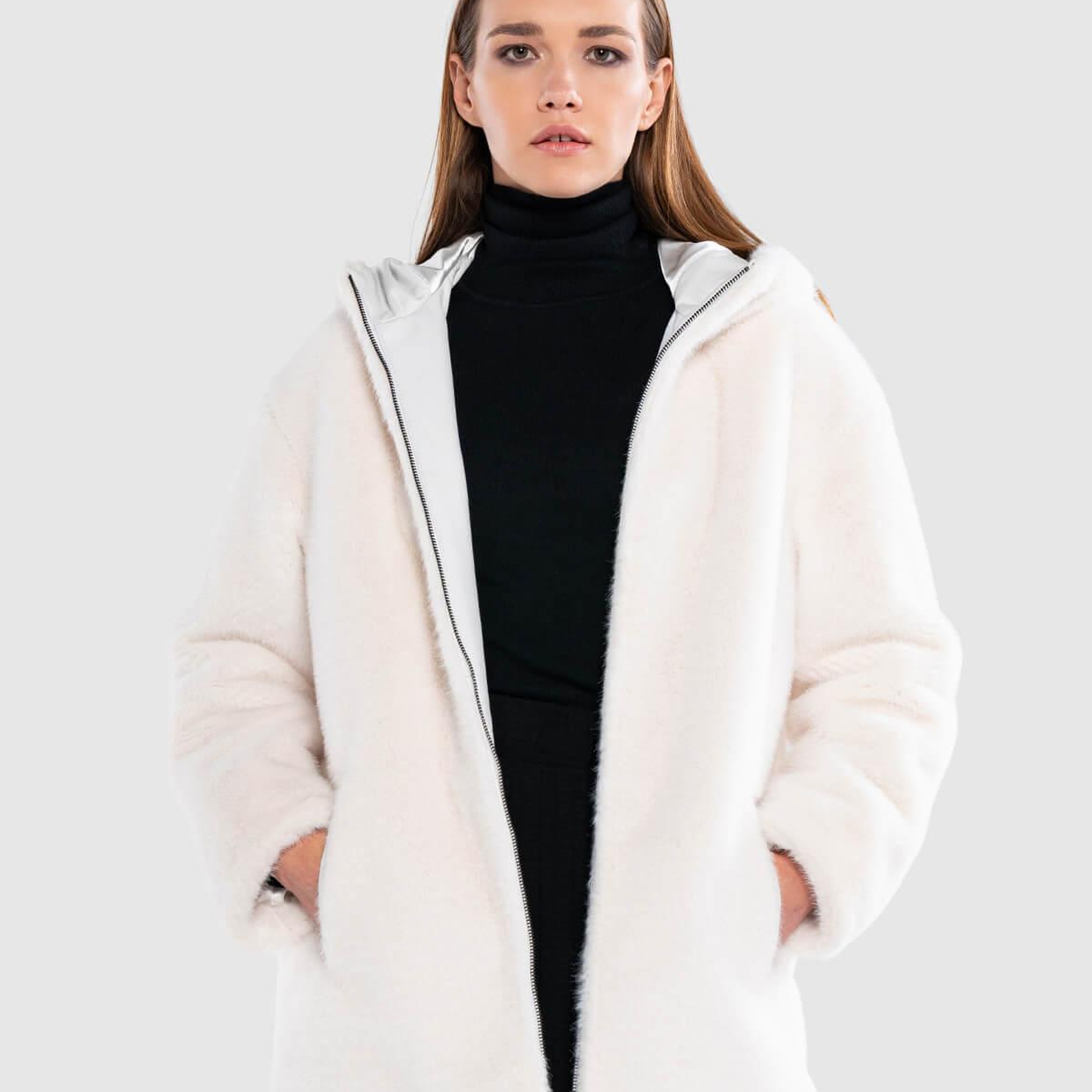 Tamer Tanca Kadın Peluş Beyaz Kumaş Mont Deri Mont