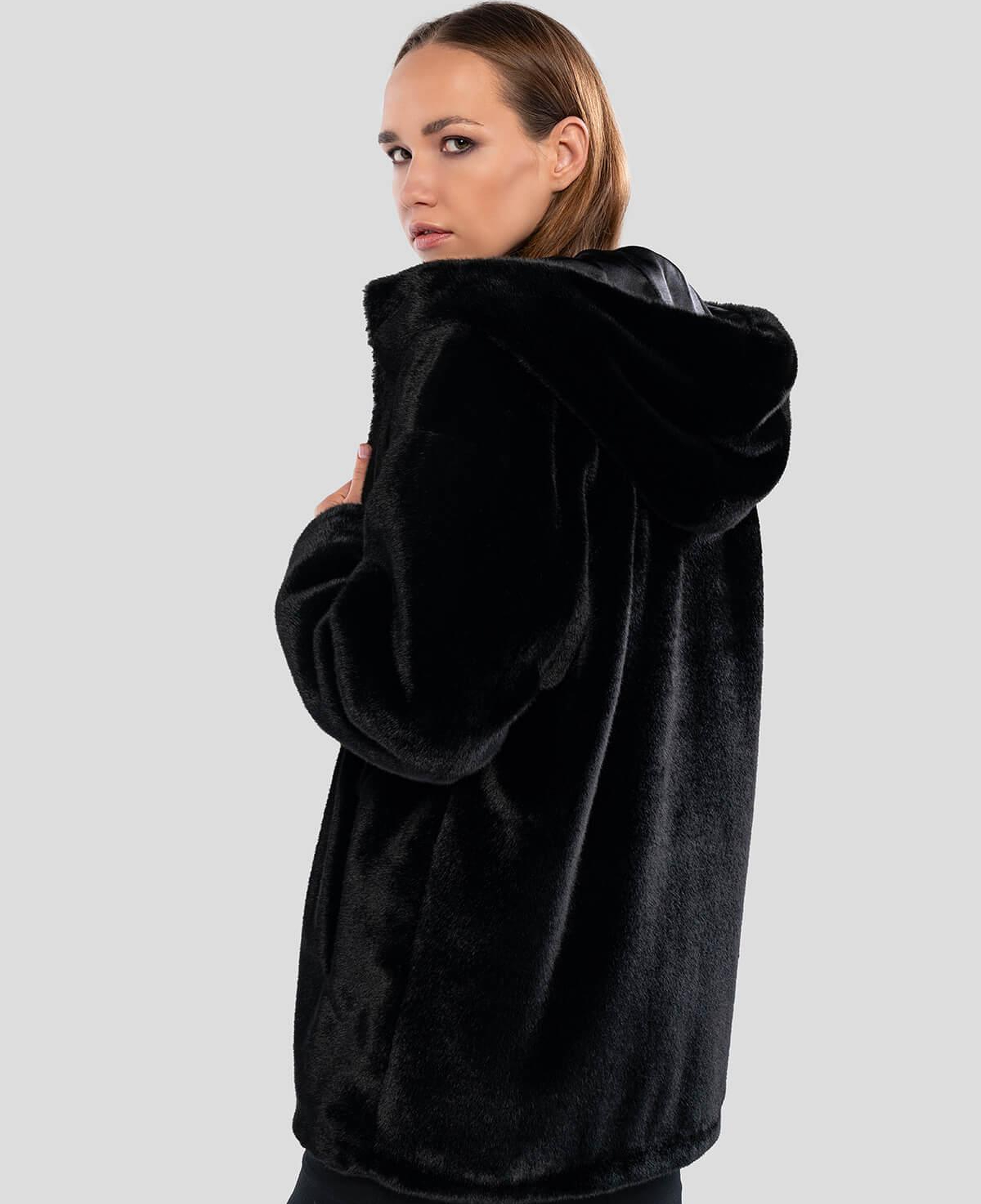 Tamer Tanca Kadın Peluş Siyah Kumaş Mont Deri Mont