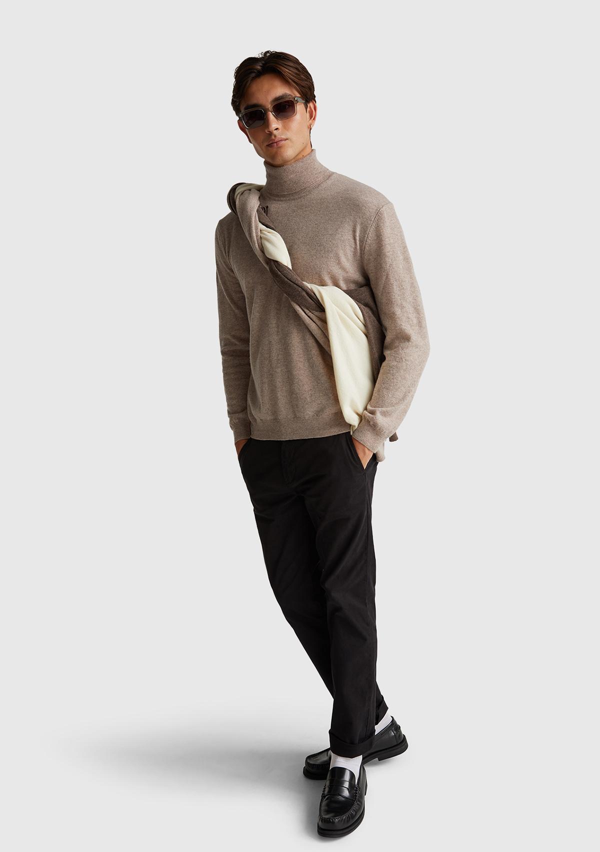 Erkek Bej Melanj %100 Merino Boğazlı  Kazak