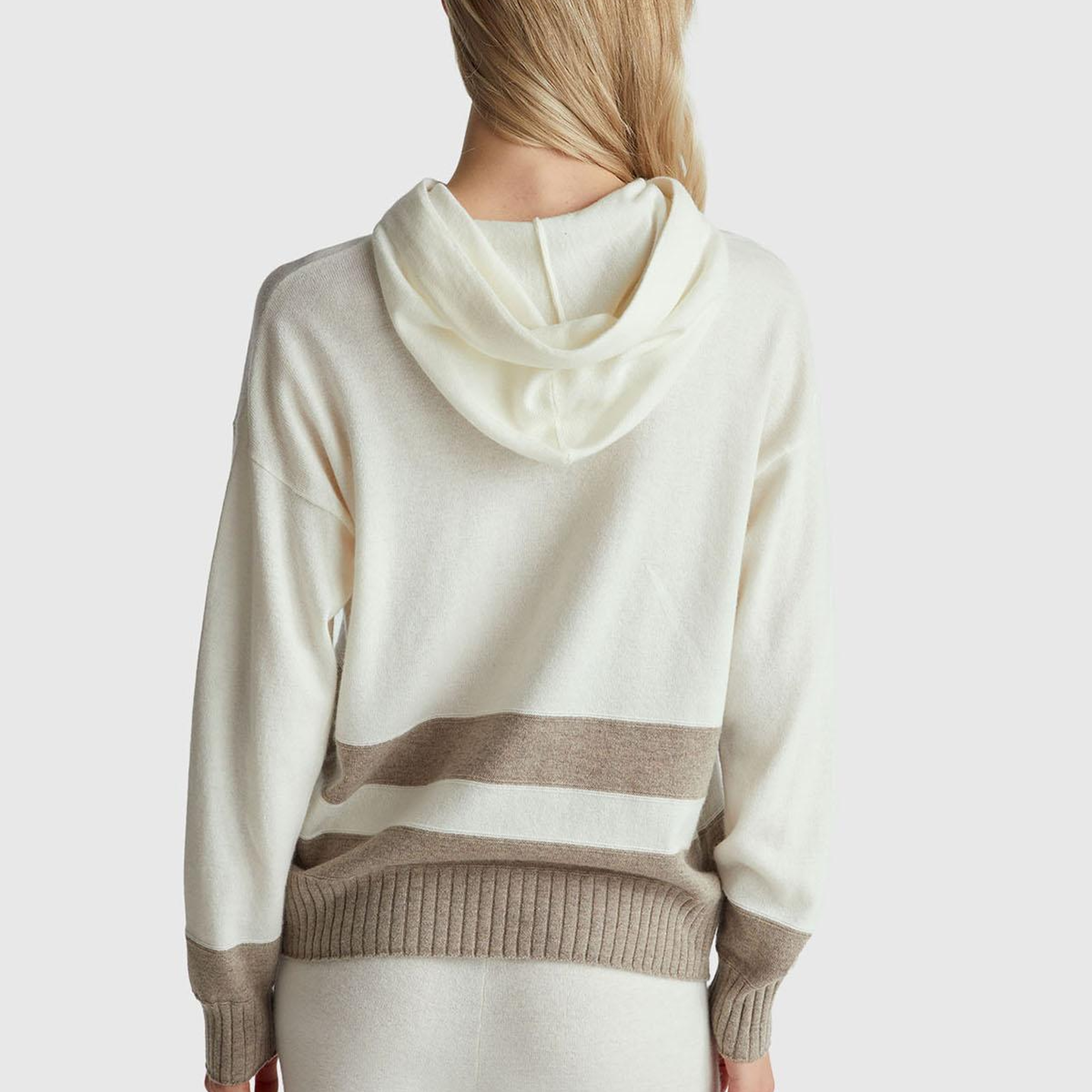 Kadın Ekru Yün ve Kaşmir Karışımlı Kapüşonlu Kazak