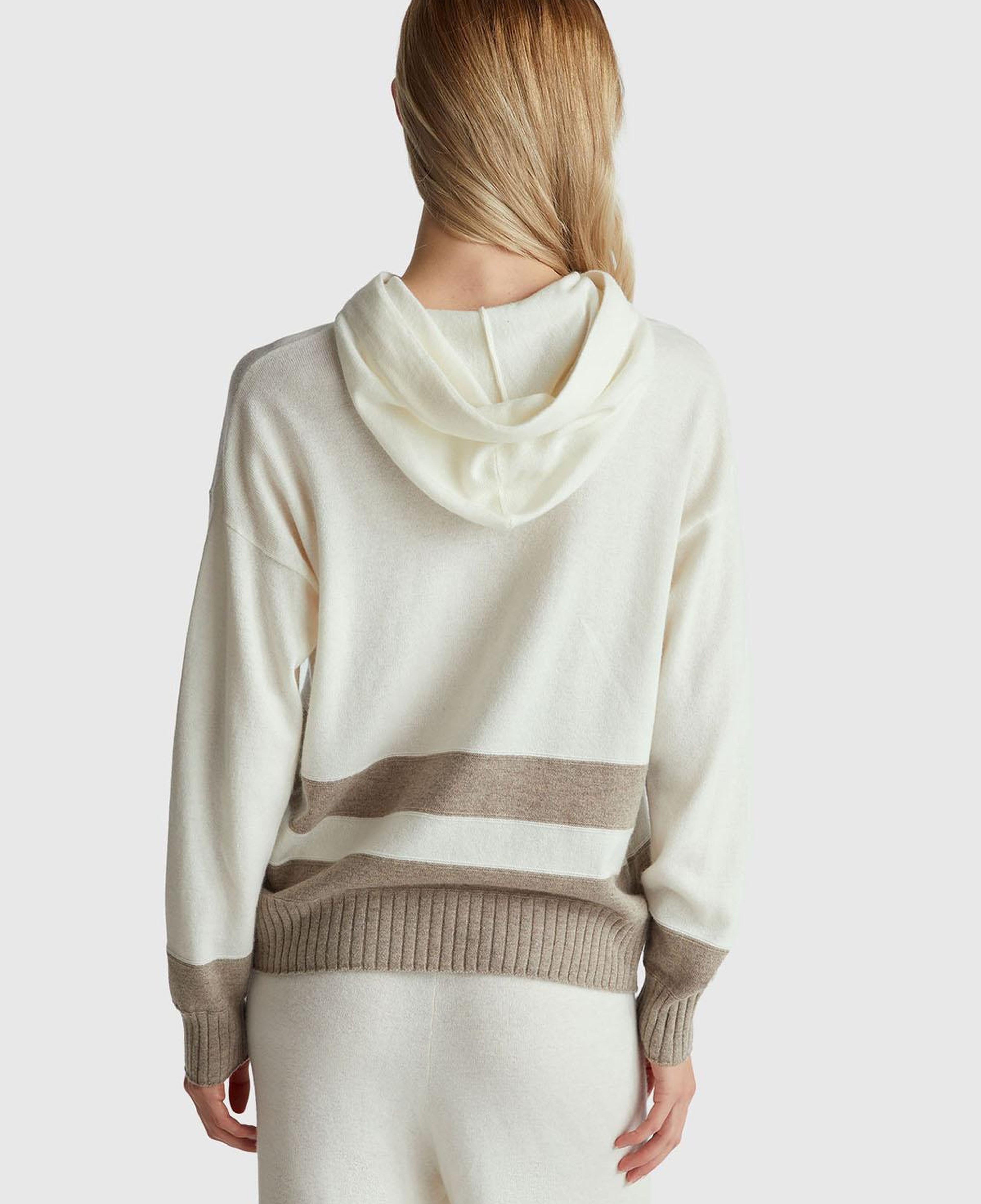 Kadın Ekru Yün ve Kaşmir Karışımlı Kapüşonlu Kazak