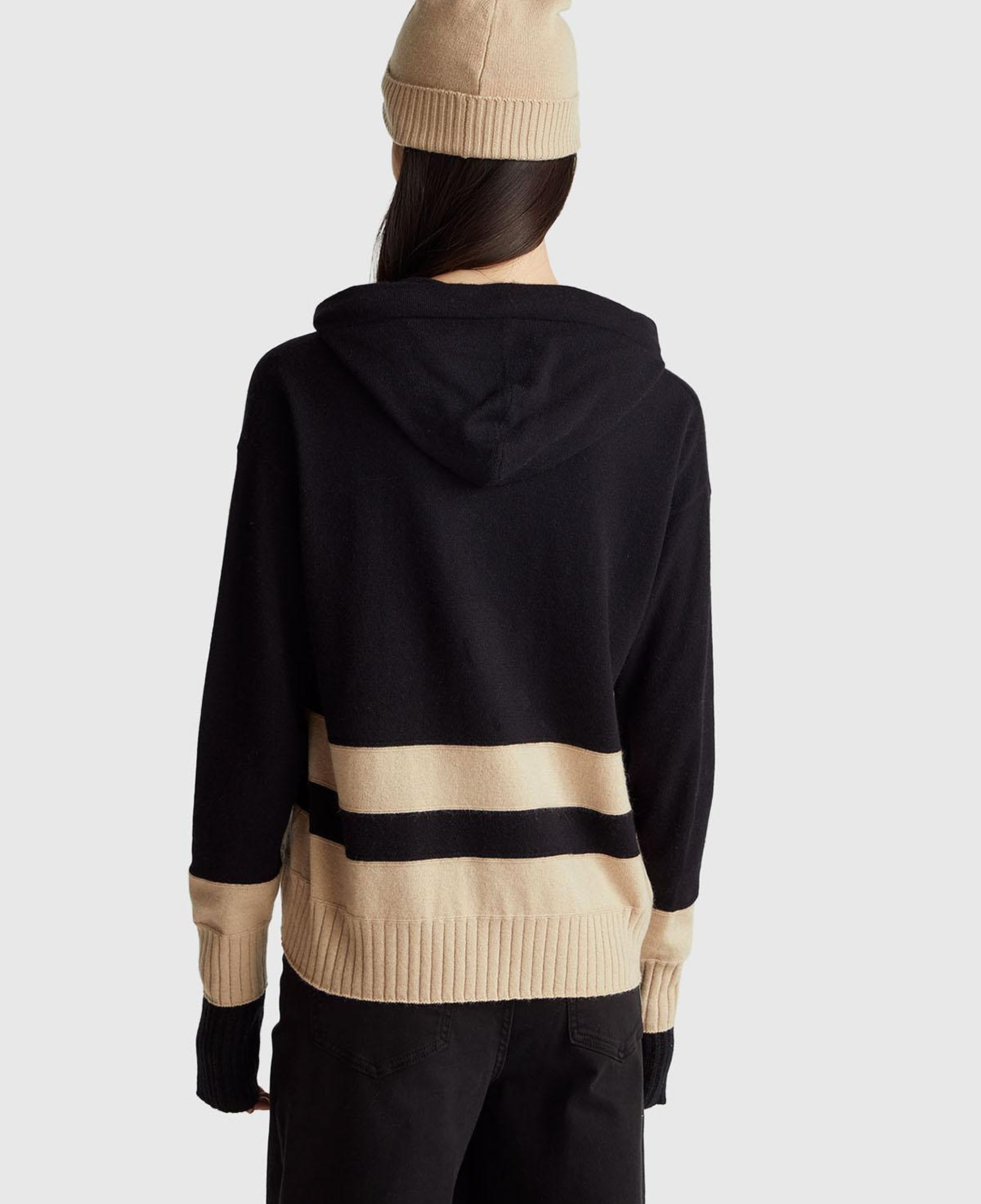 Kadın Sİyah Yün ve Kaşmir Karışımlı Kapüşonlu Kazak